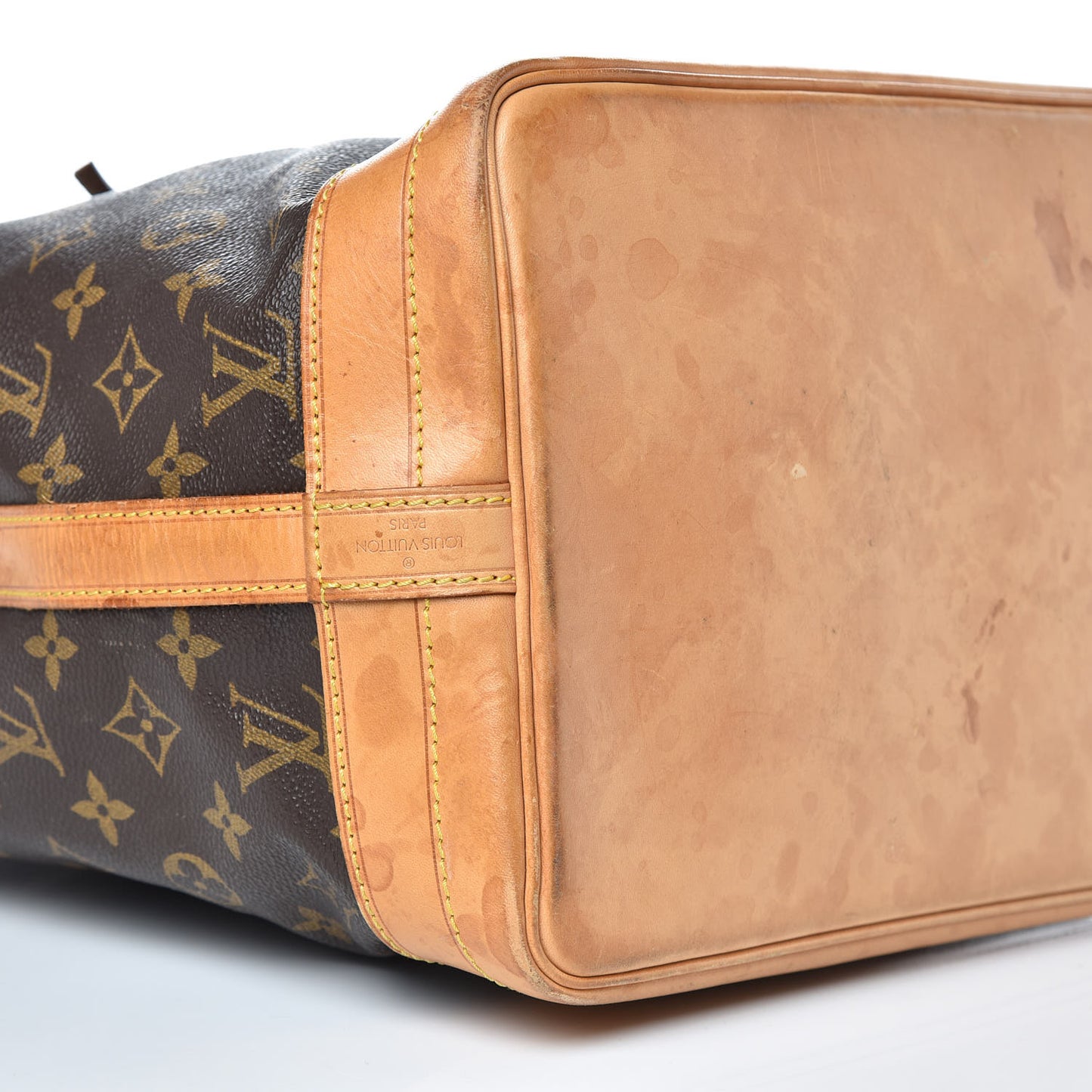 Monogram Noe