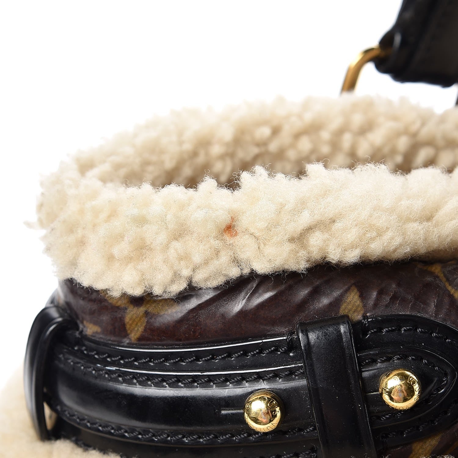 Louis Vuitton Patent Monogram Shearling Sac Thunder 25 of 25