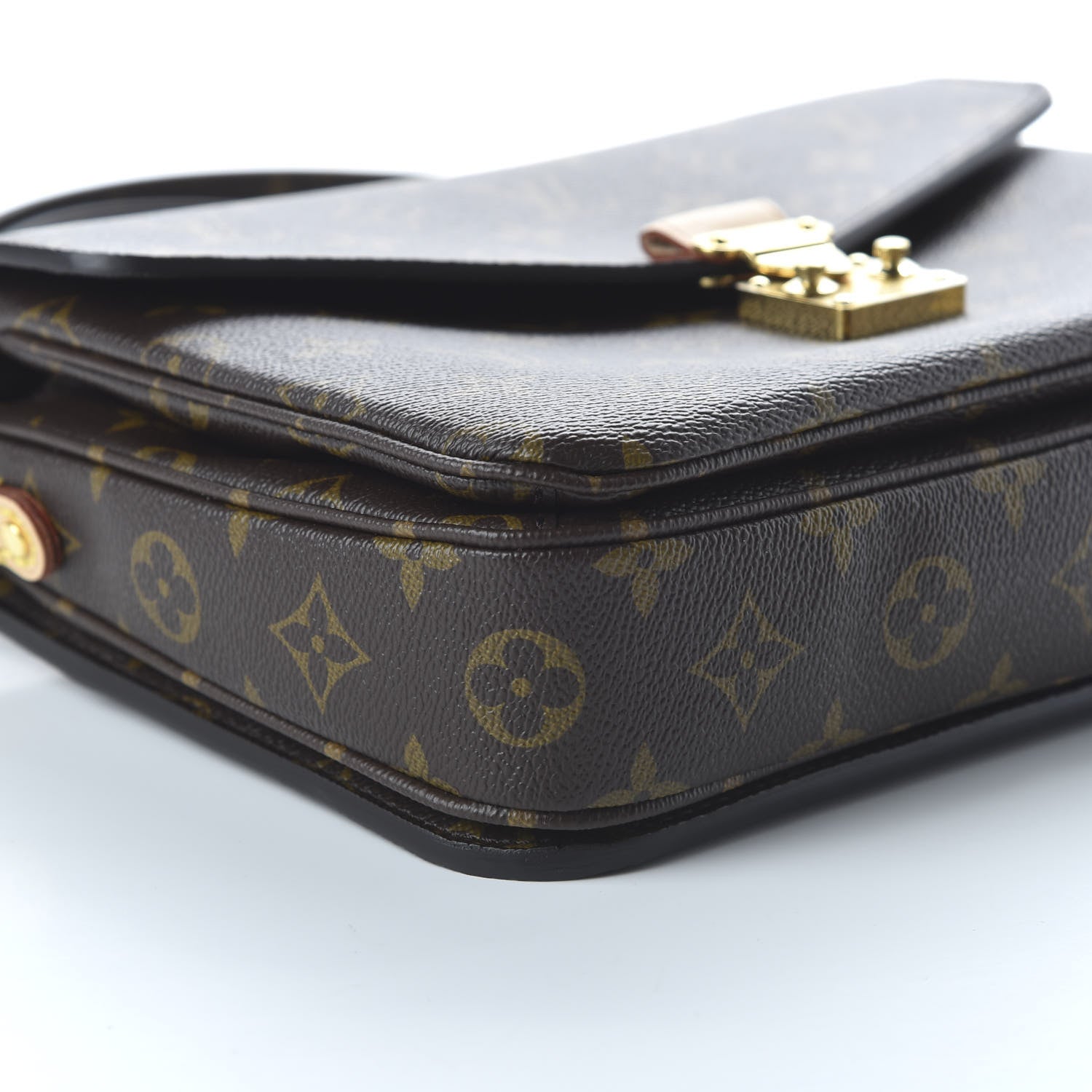 Louis Vuitton Monogram Pochette Metis 7 of 11
