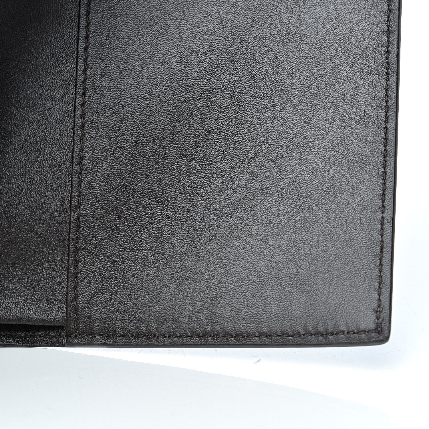 Gucci Microguccissima Passport Case Testa di Moro 8 of 9