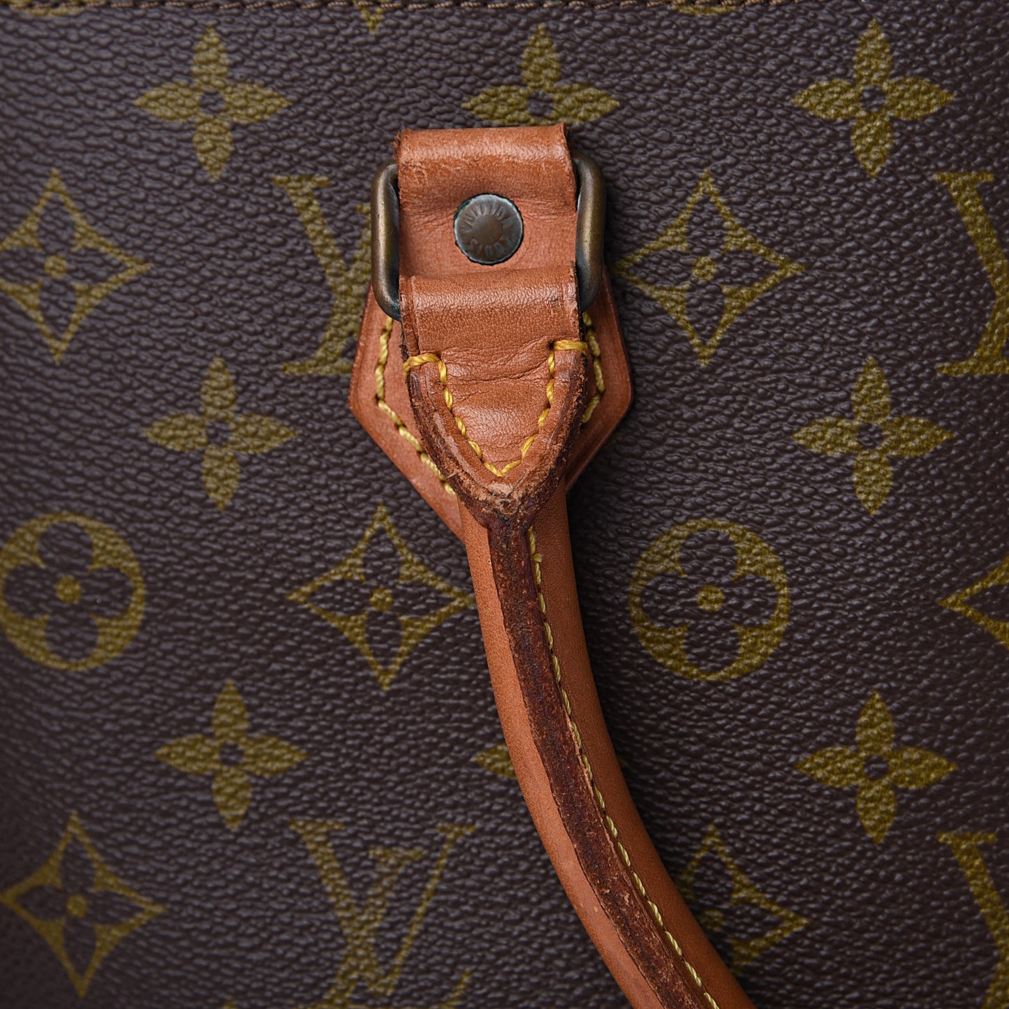 Monogram Sac Plat
