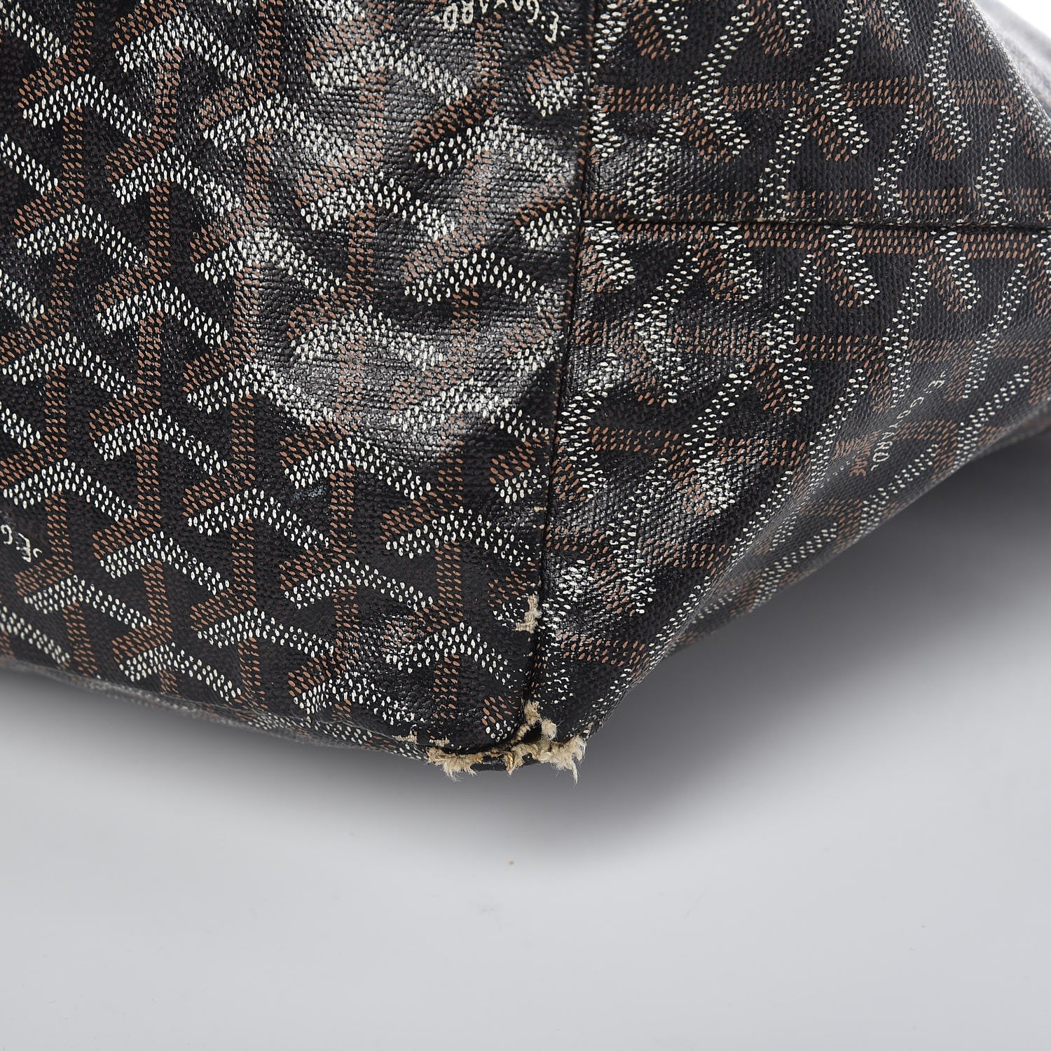 Goyard Goyardine Saint Louis GM Black Gold 22 of 47