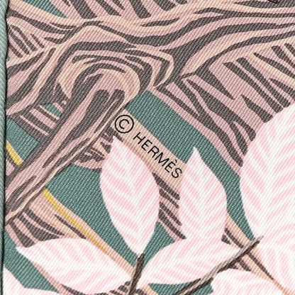 Hermes Silk Into The Canadian Wild Scarf 90 Rose Vert Jaune 4 of 5