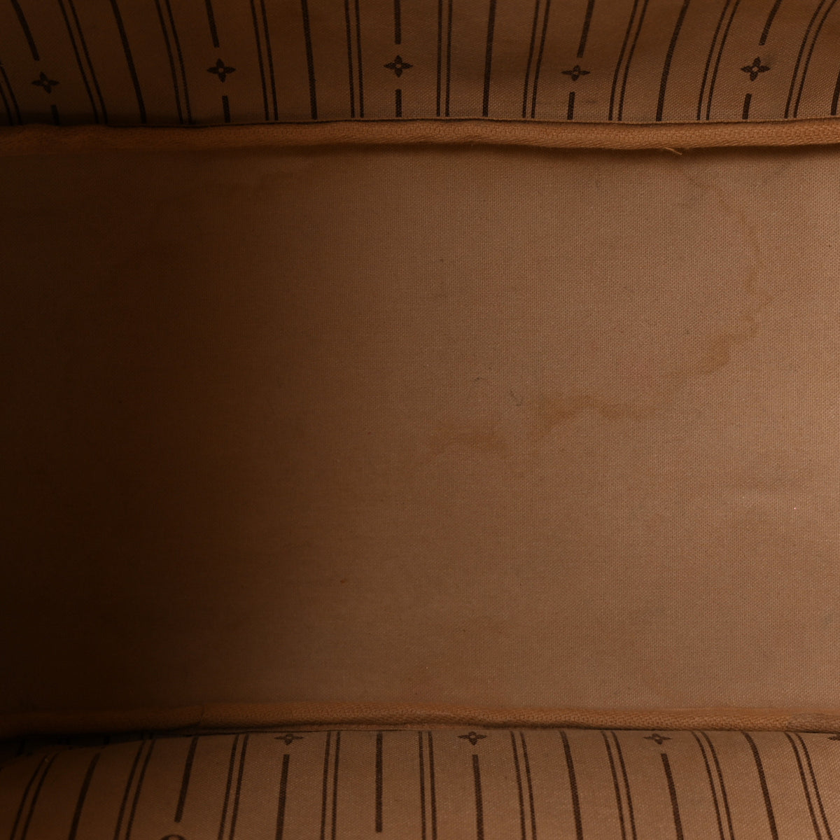 Louis Vuitton Monogram Neverfull GM 9 of 21