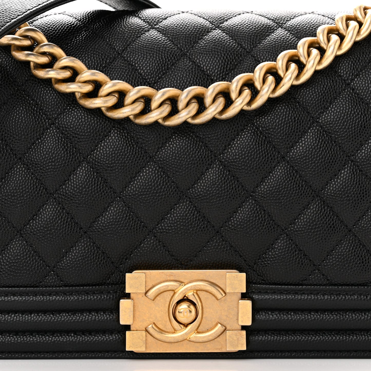 Caviar Quilted Medium Boy Flap Black