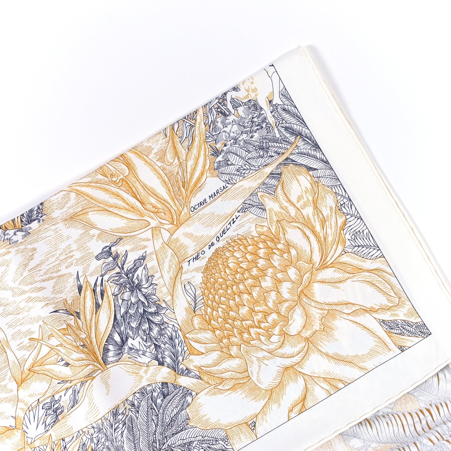 Silk Faubourg Tropical Scarf 90 Sepia White Caramel