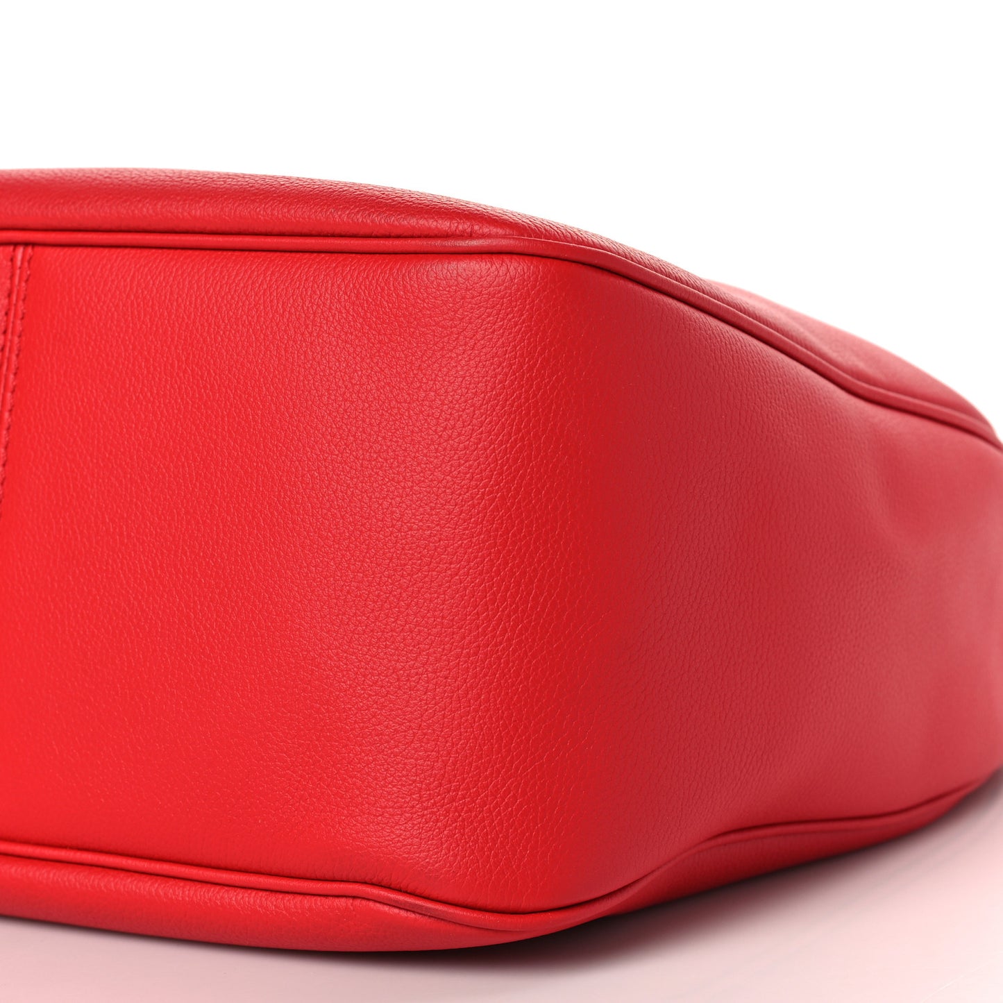 Grained Calfskin La Medusa Bucket Bag Red