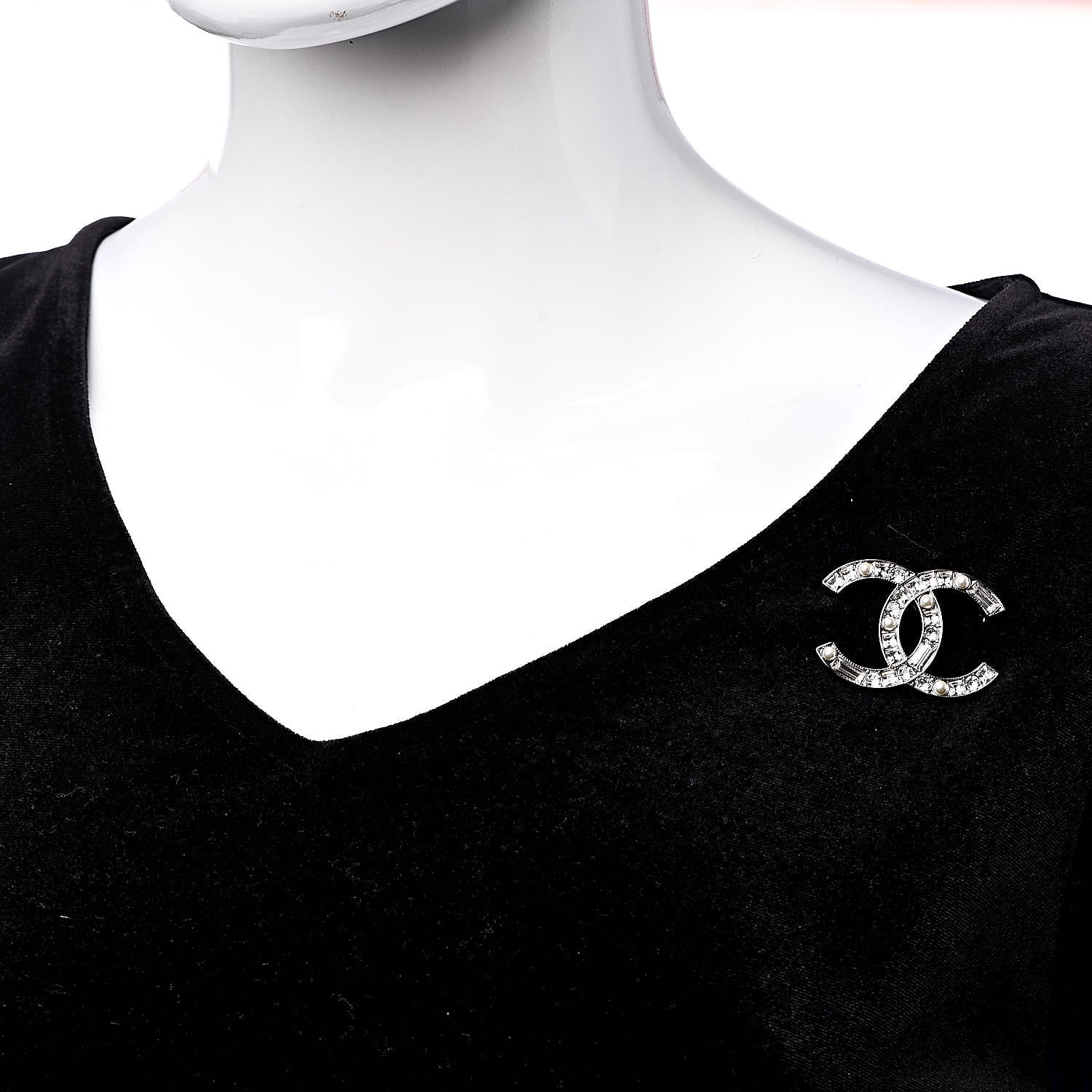 Chanel Ruthenium Pearl Crystal Baguette CC Brooch 2 of 4
