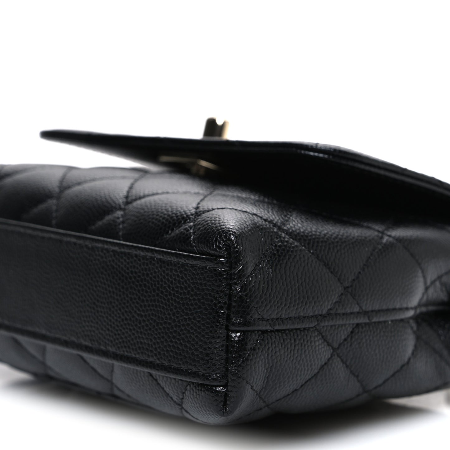 Caviar Quilted Coco Handle Clutch With Chain Black