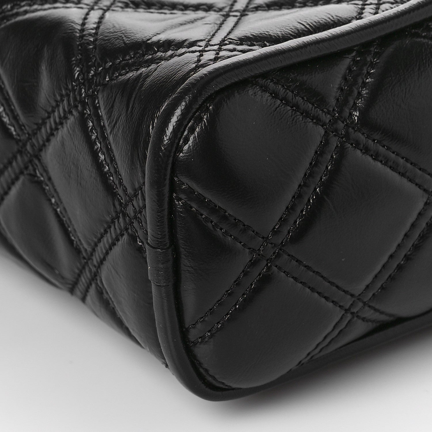 Marc Jacobs Natural Grain Calfskin Quilted The Softshot 21 Bag Black 9 of 9