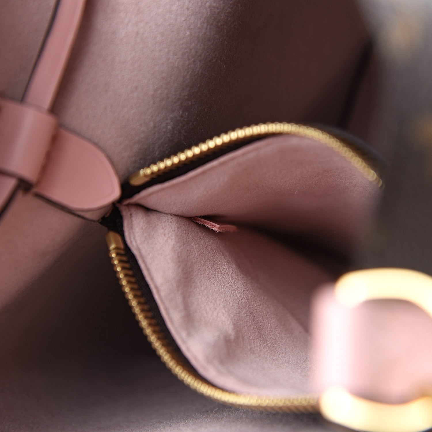 Louis Vuitton Monogram Neonoe MM Rose Poudre 7 of 10