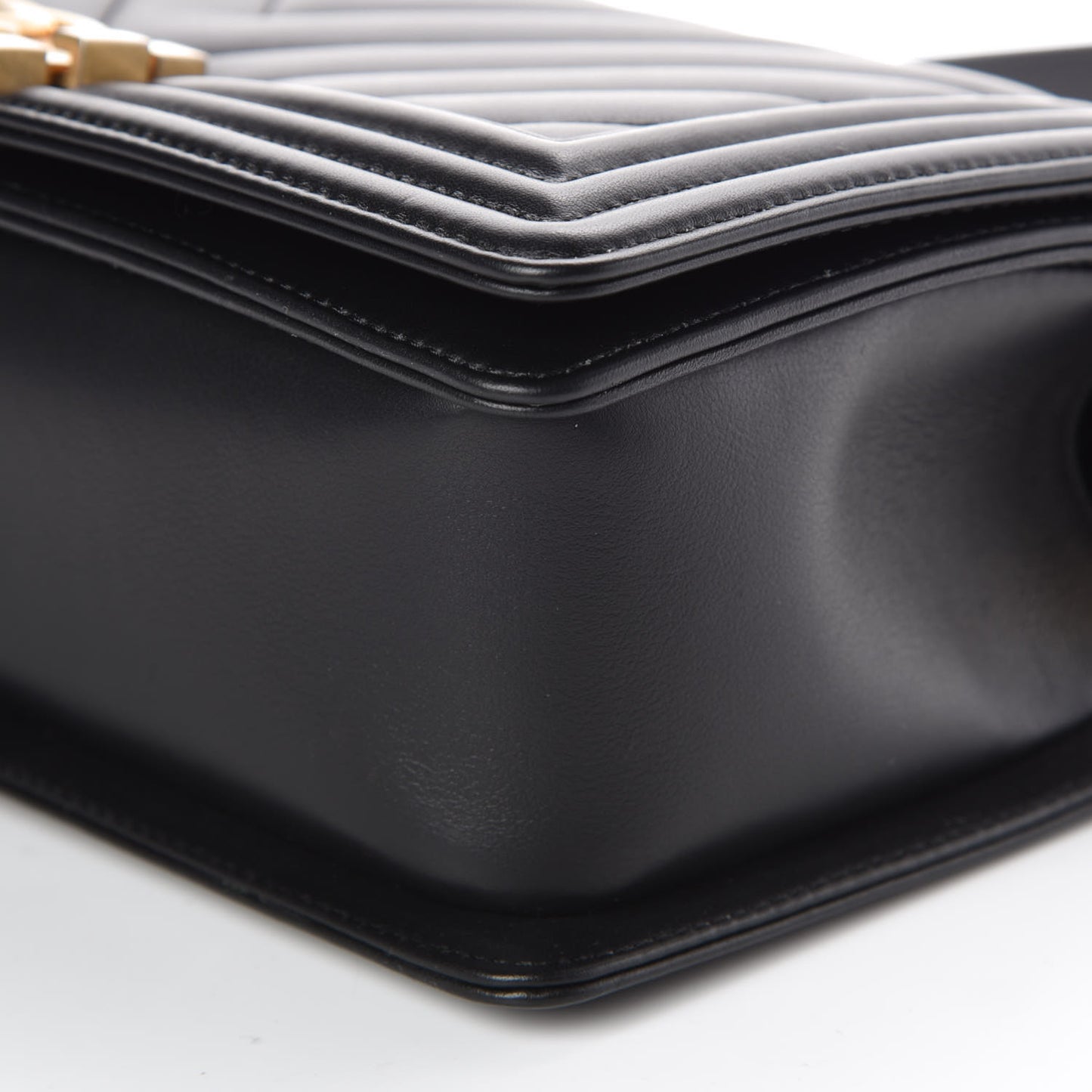 Calfskin Chevron Quilted Medium Boy Flap Black