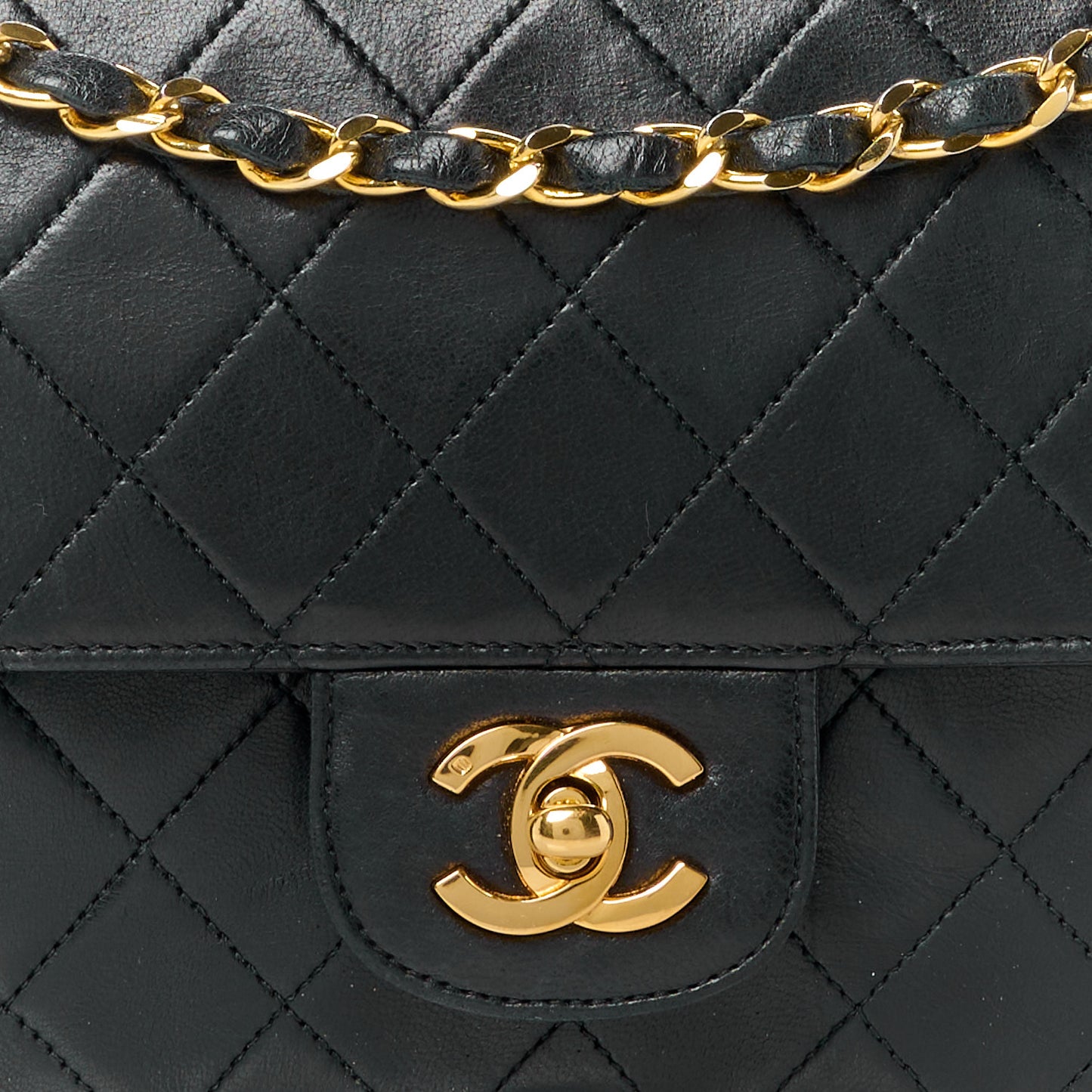 Lambskin Quilted Medium Double Flap Black