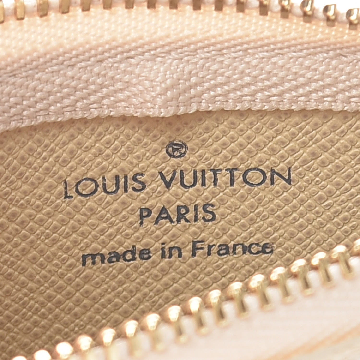 Louis Vuitton Damier Azur Key Pouch 6 of 8