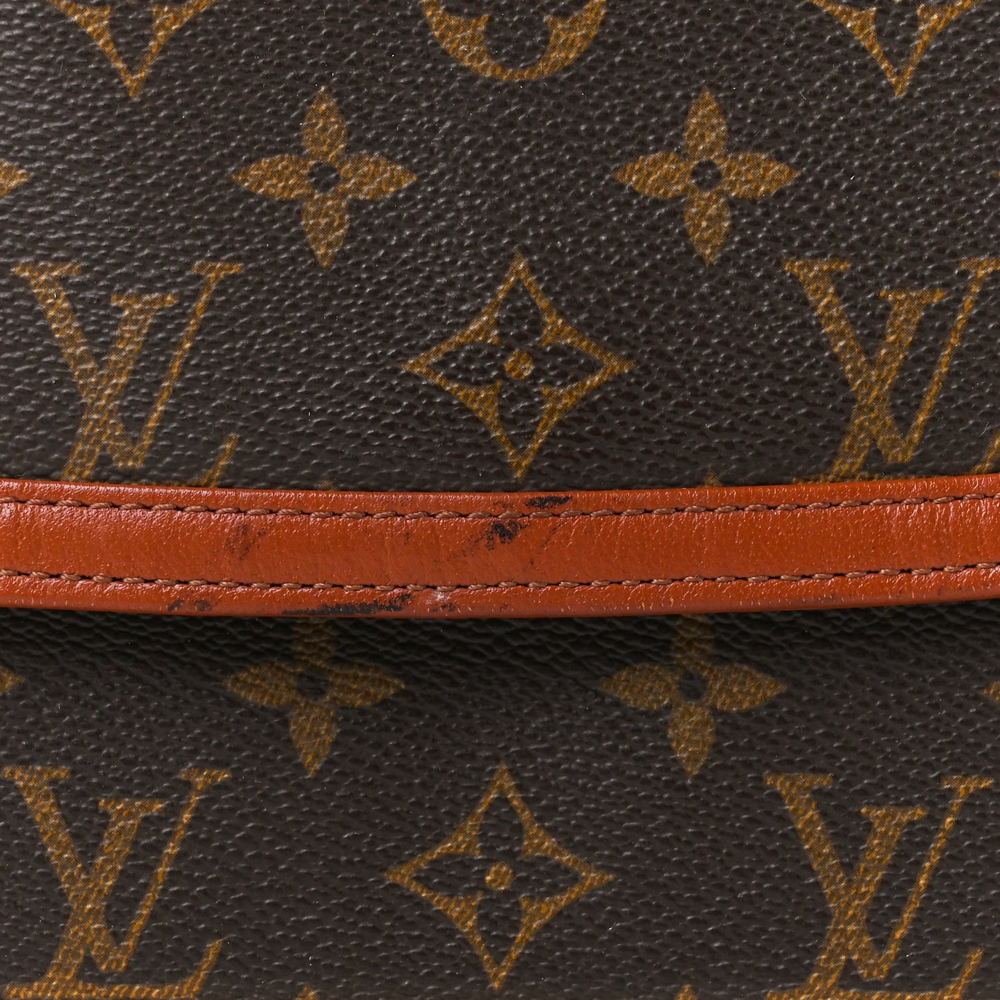 Monogram Pochette Dame 29