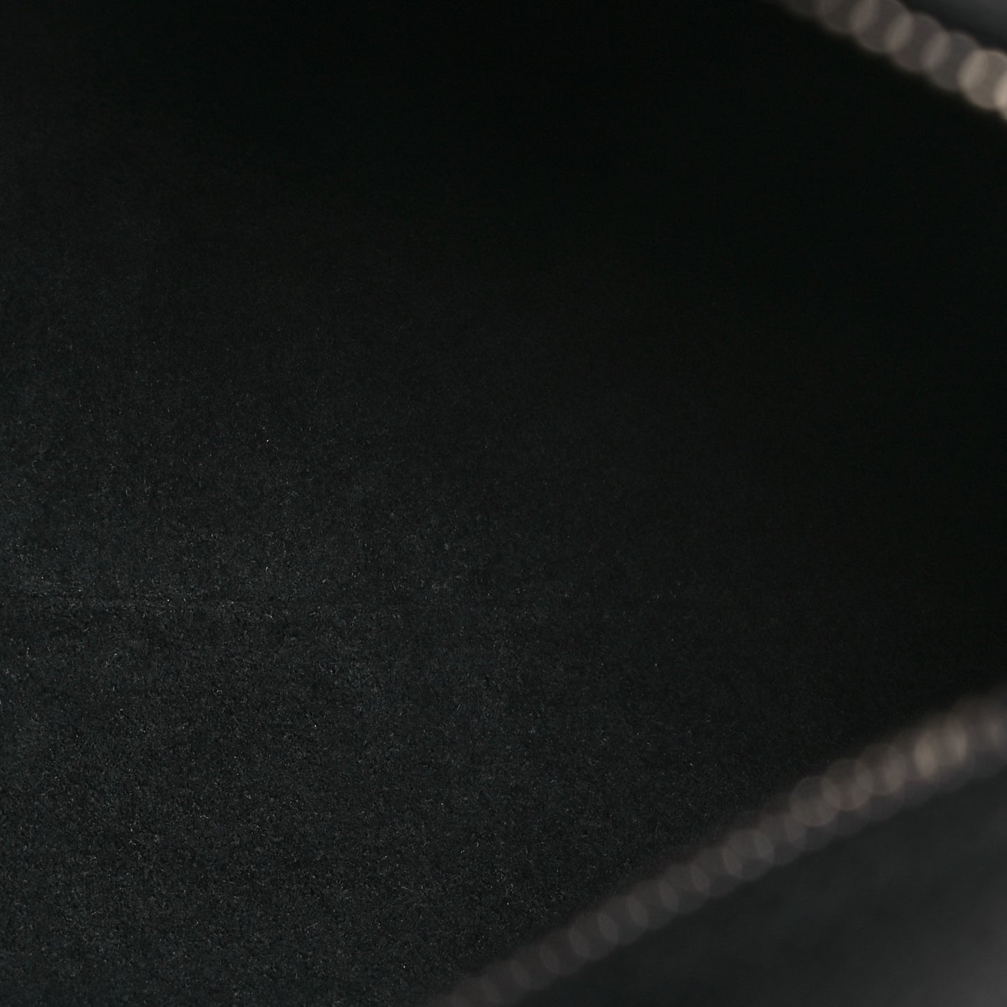 Calfskin Side Trunk MM Black