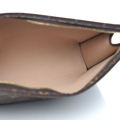 Louis Vuitton Monogram Toiletry Pouch 26 5 of 13