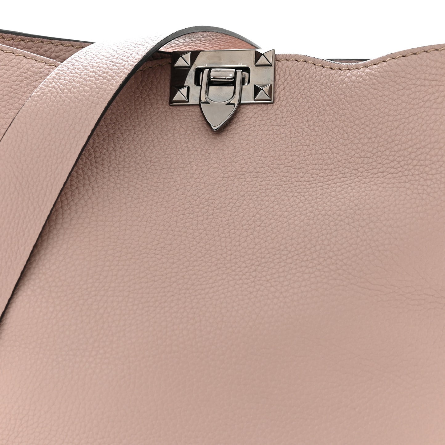 Pebbled Calfskin Small Rockstud Flip-Lock Messenger Bag Poudre