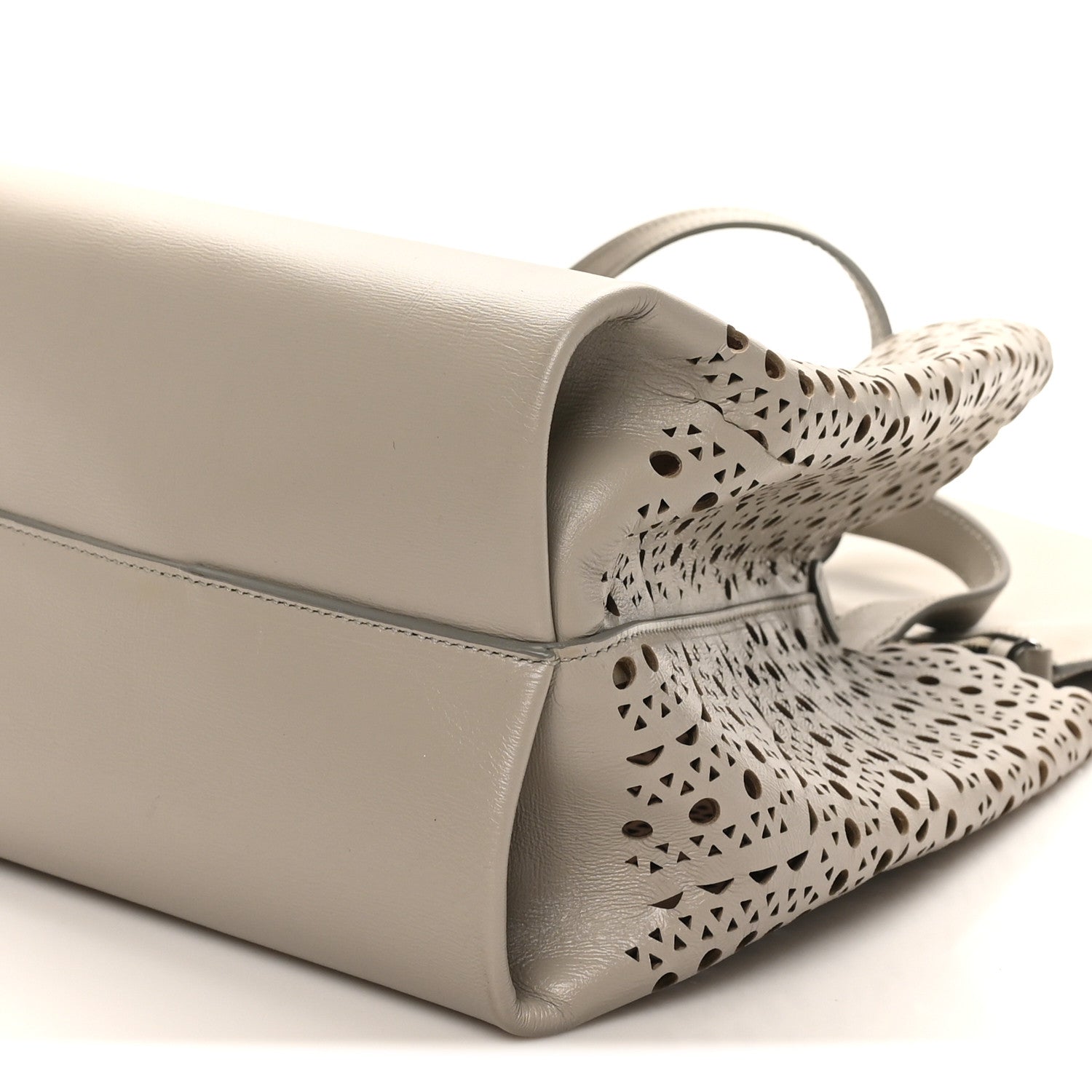 Alaia Lux Calfskin Vienne Wave Mina 25 Bag Perle 10 of 10