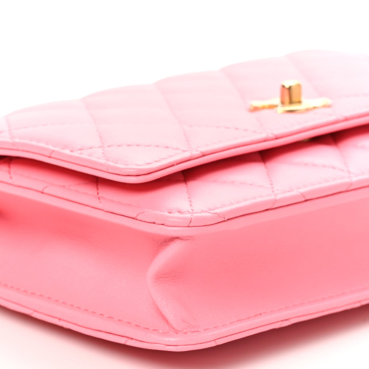 Lambskin Quilted CC Pearl Crush Wallet on Chain WOC Pink