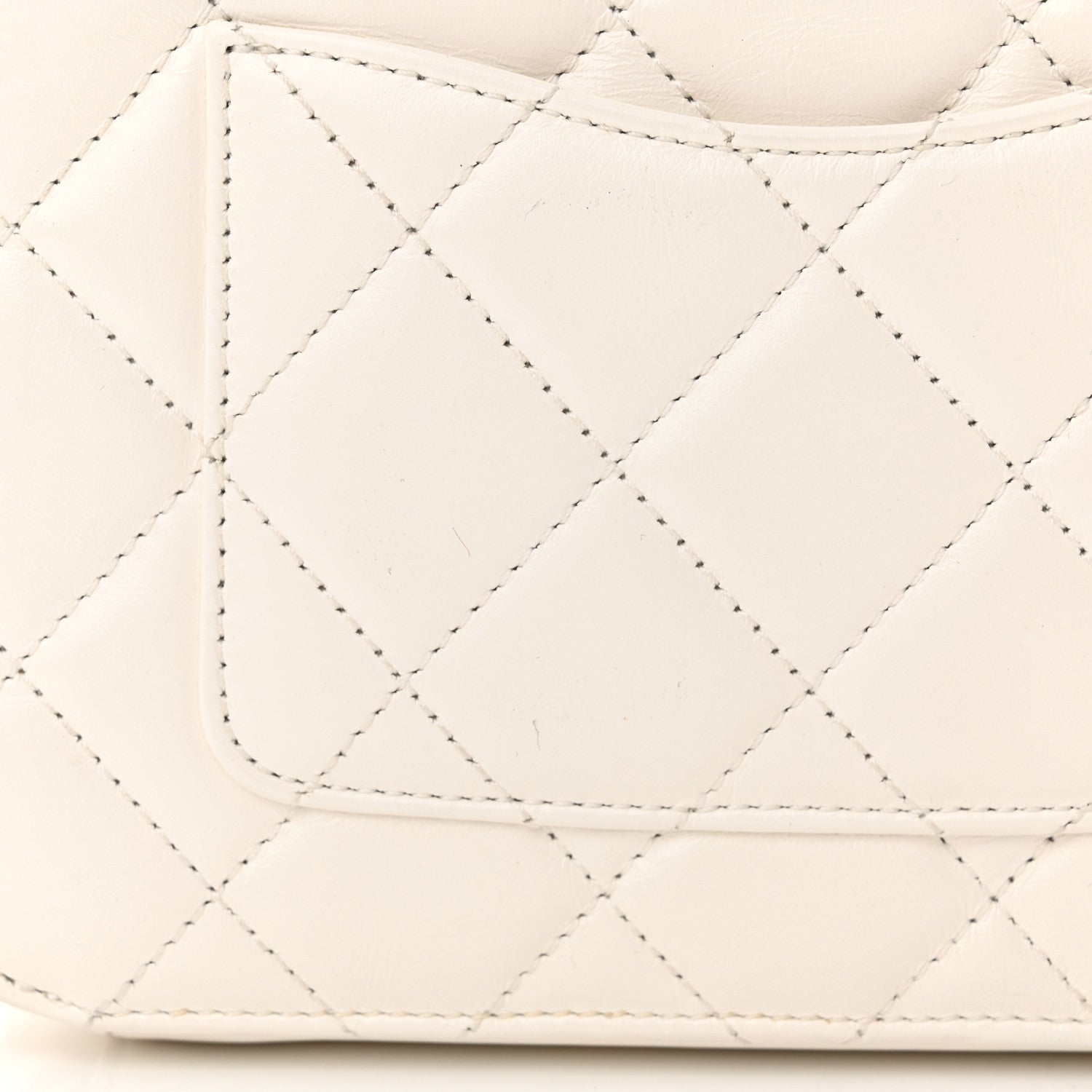 Chanel Shiny Calfskin Quilted Top Handle Vanity Case White 13 of 13