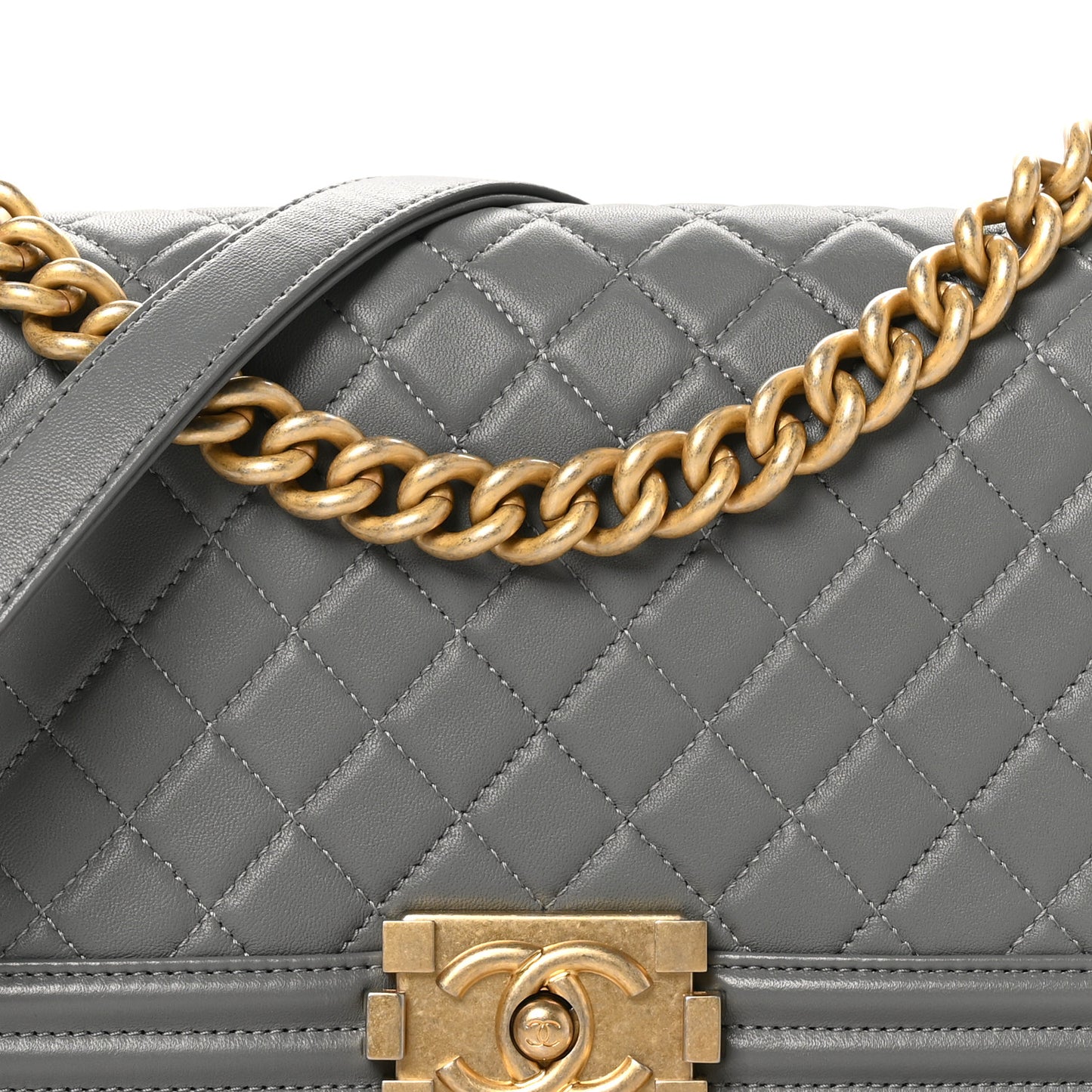 Lambskin Quilted Medium Boy Flap Grey