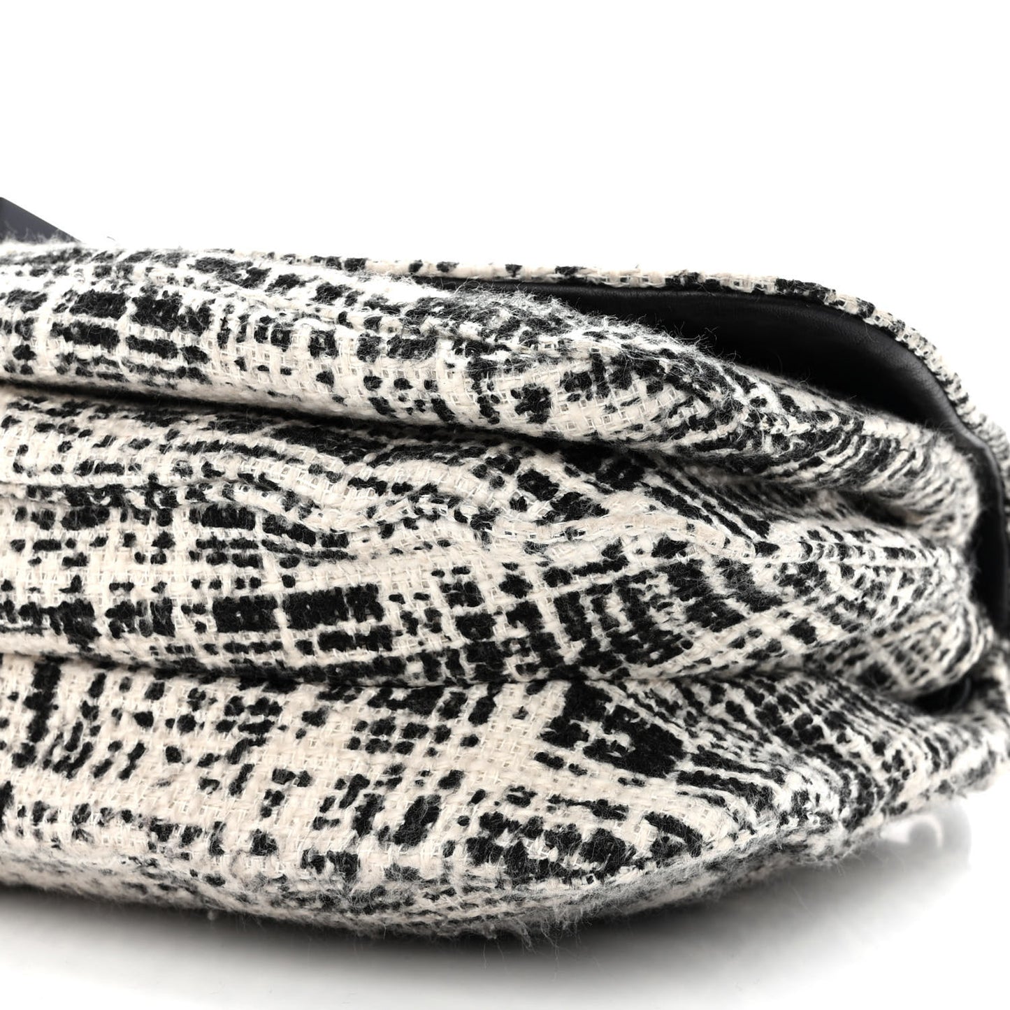 Tela Tweed Chain Shoulder Bag White Black