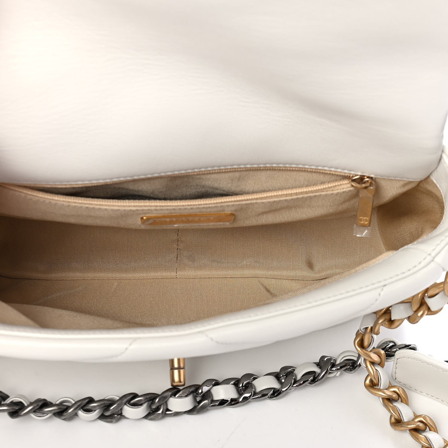 Chanel Lambskin Quilted Medium Chanel 19 Flap White 4 of 4