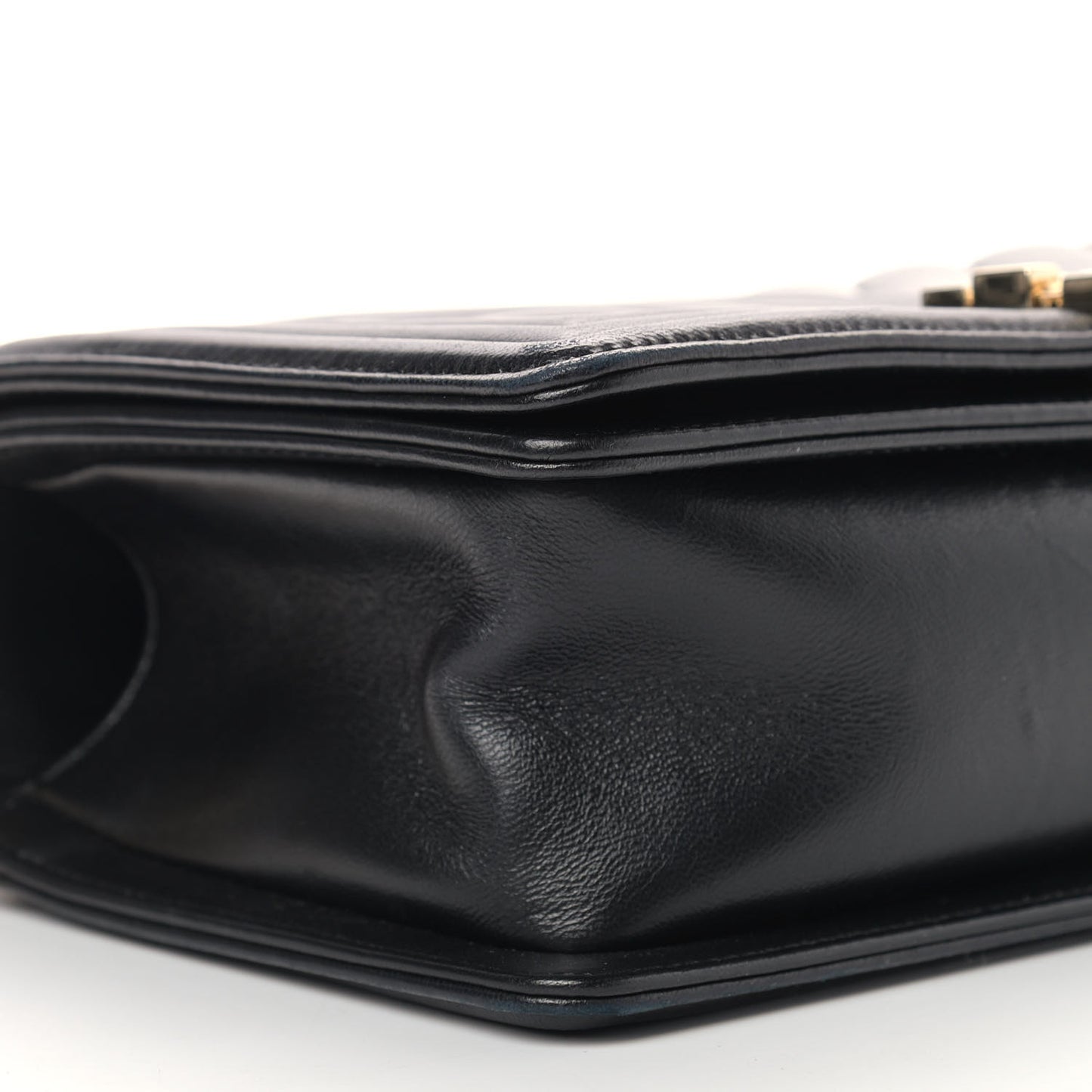 Lambskin Chevron Quilted Medium Boy Flap Black