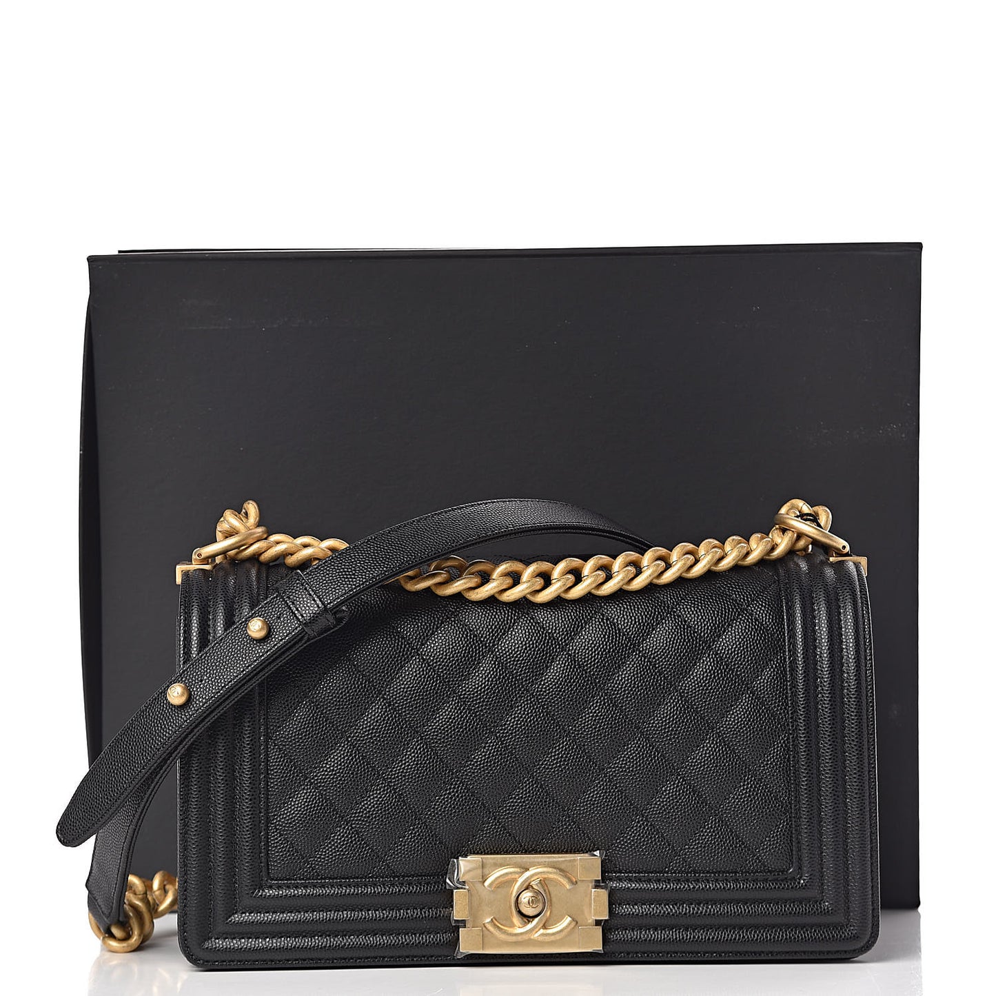 Caviar Quilted Medium Boy Flap Black