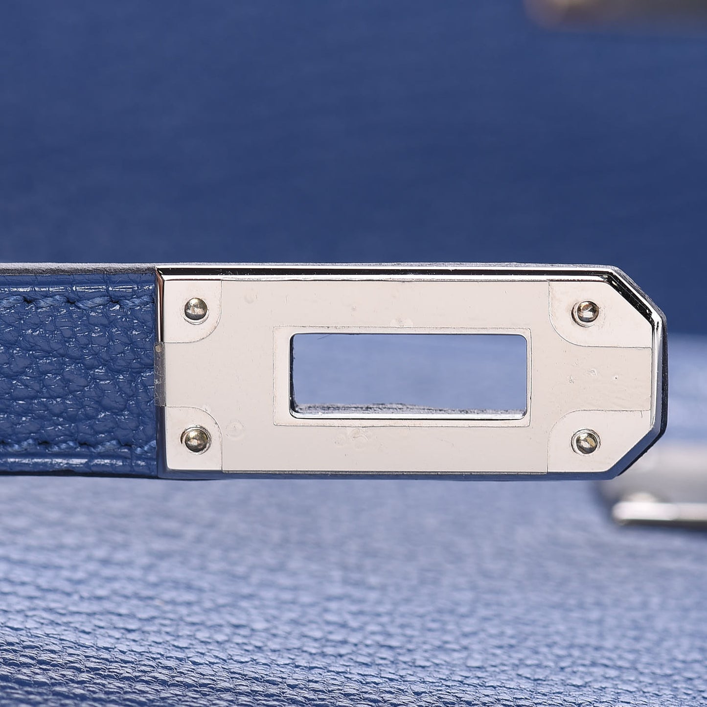 Chevre Mysore Kelly Longue Wallet Bleu Brighton