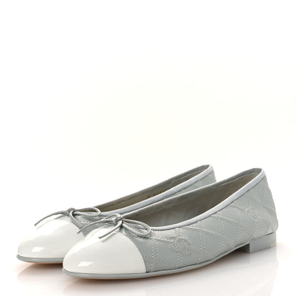 Chanel Lambskin Patent Double Stitched CC Cap Toe Ballerina Flats 40.5 Light Blue White 4 of 13