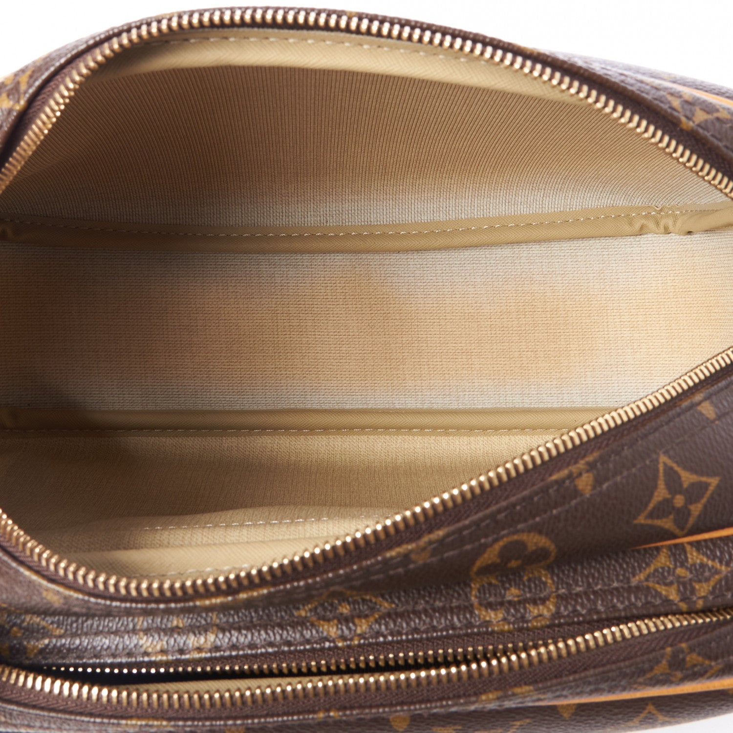Louis Vuitton Monogram Reporter PM 7 of 9