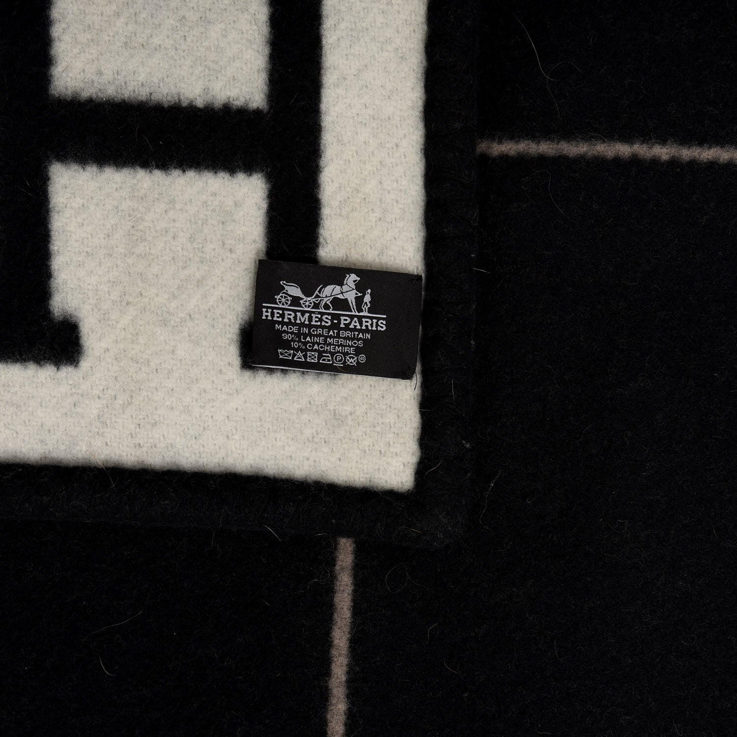 Hermes Wool Cashmere Avalon III Blanket Ecru Black 2 of 4