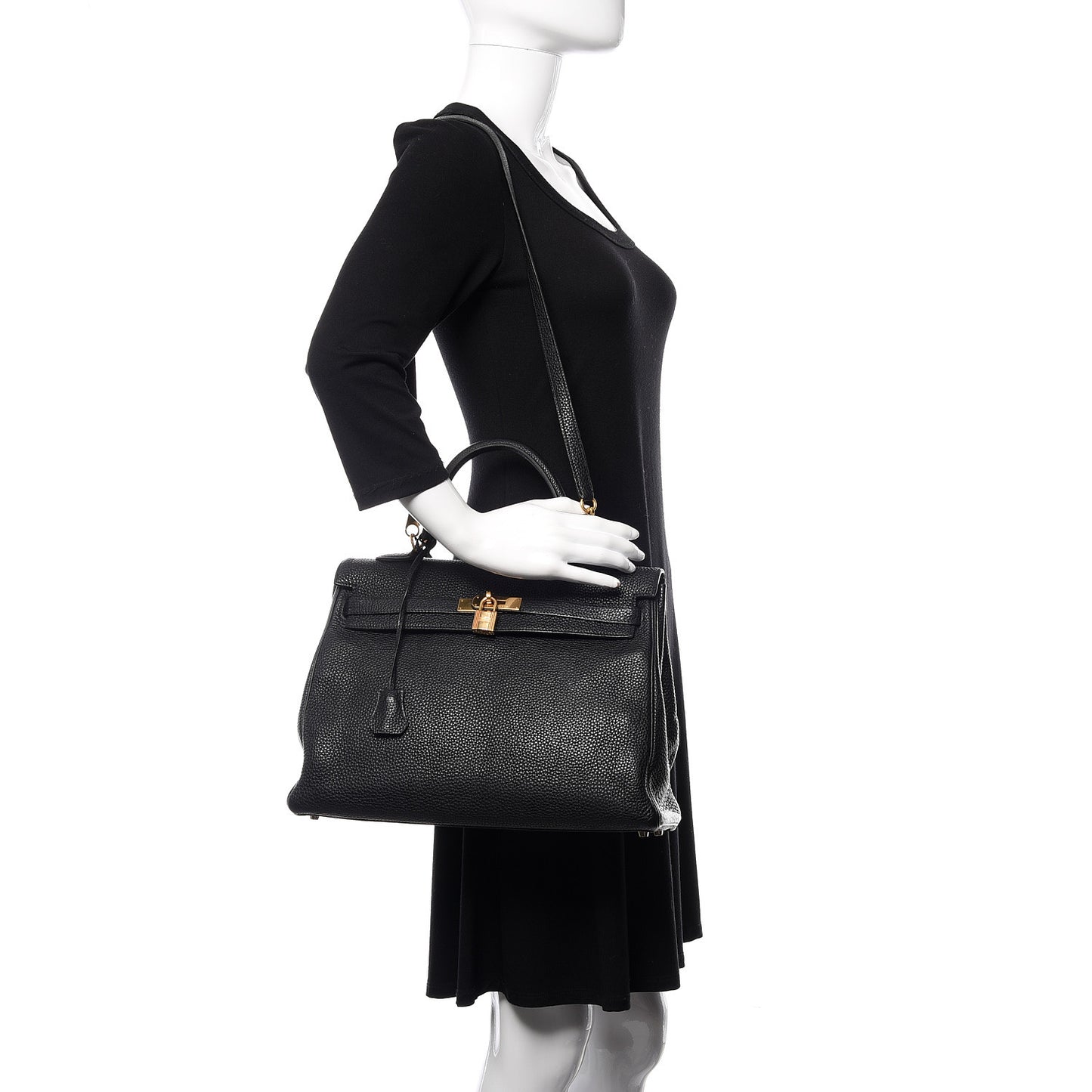 Togo Kelly Retourne 35 Black