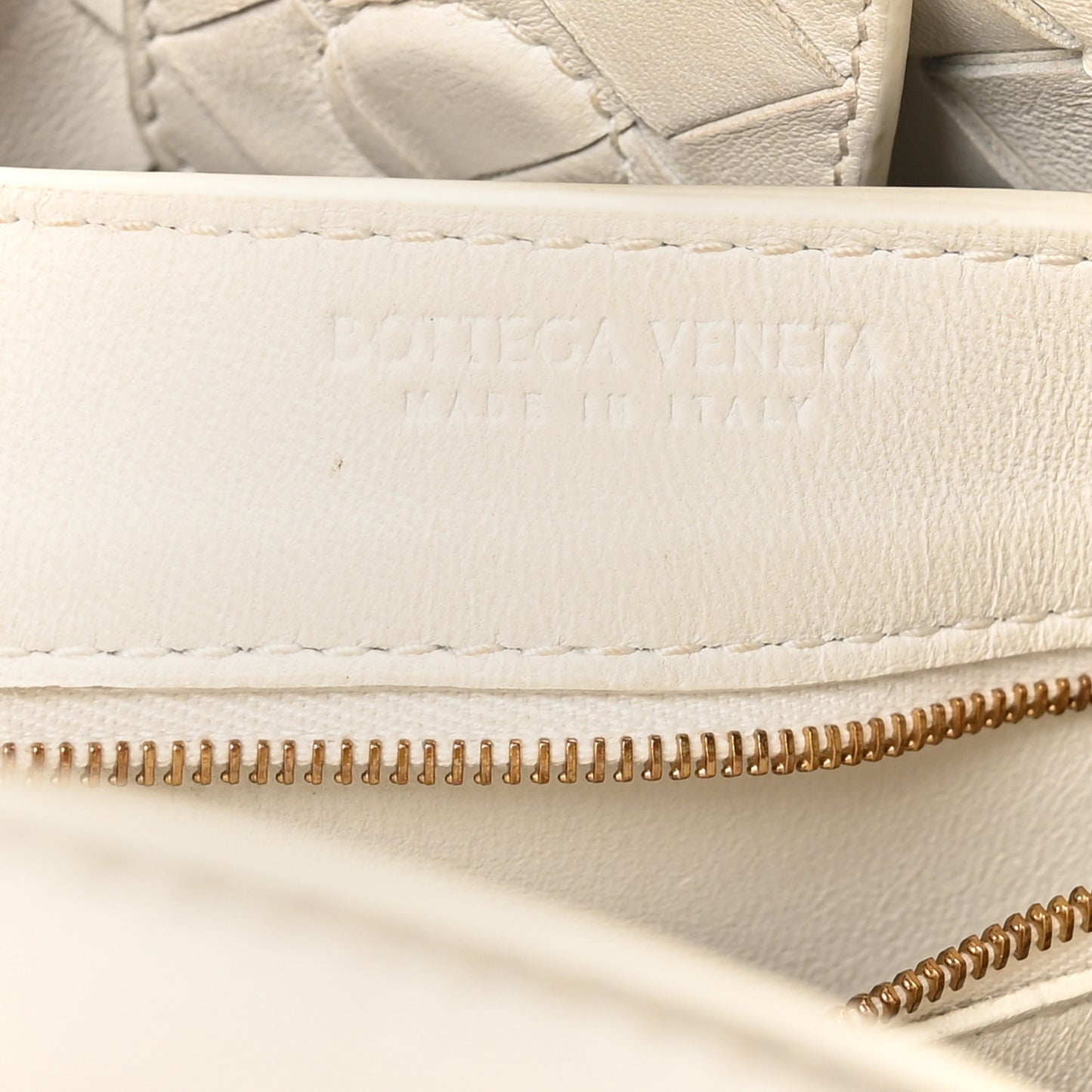 Nappa Intrecciato Small Andiamo Shoulder Bag White