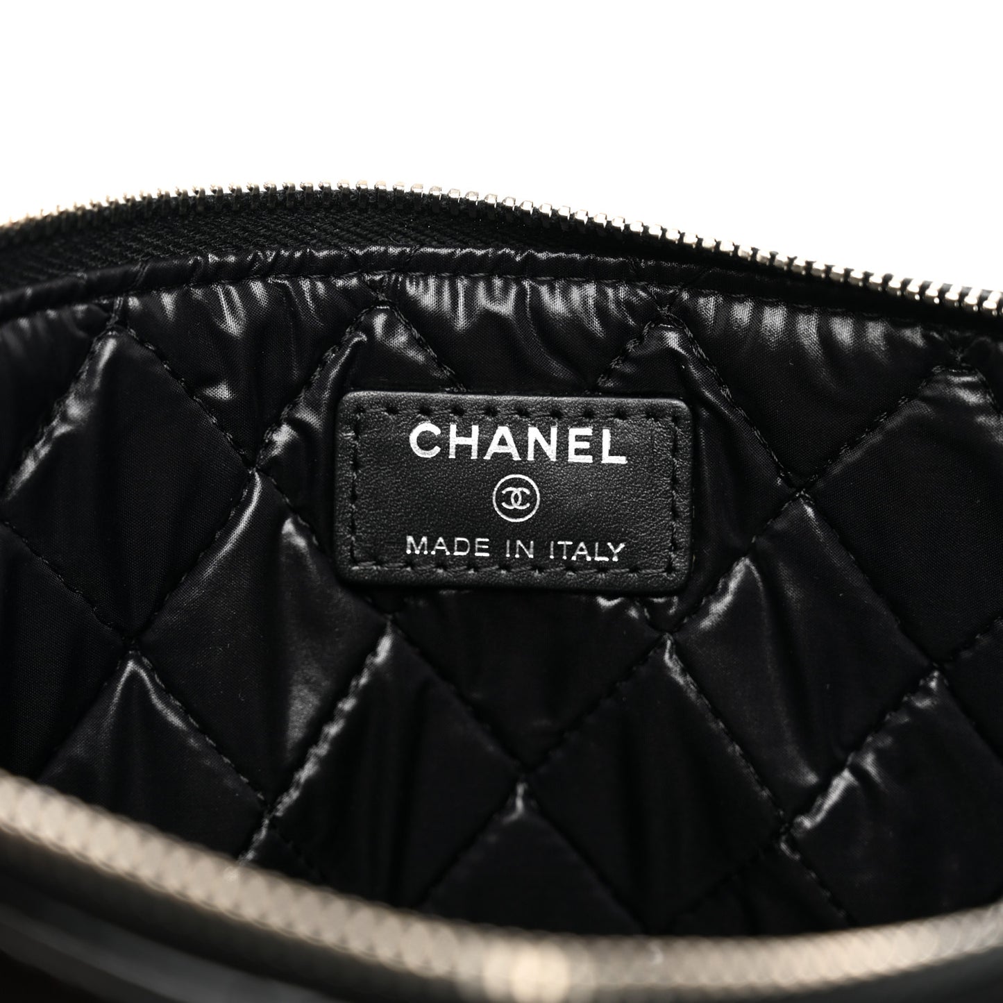 Patent Calfskin Quilted Medium Cosmetic Case Black
