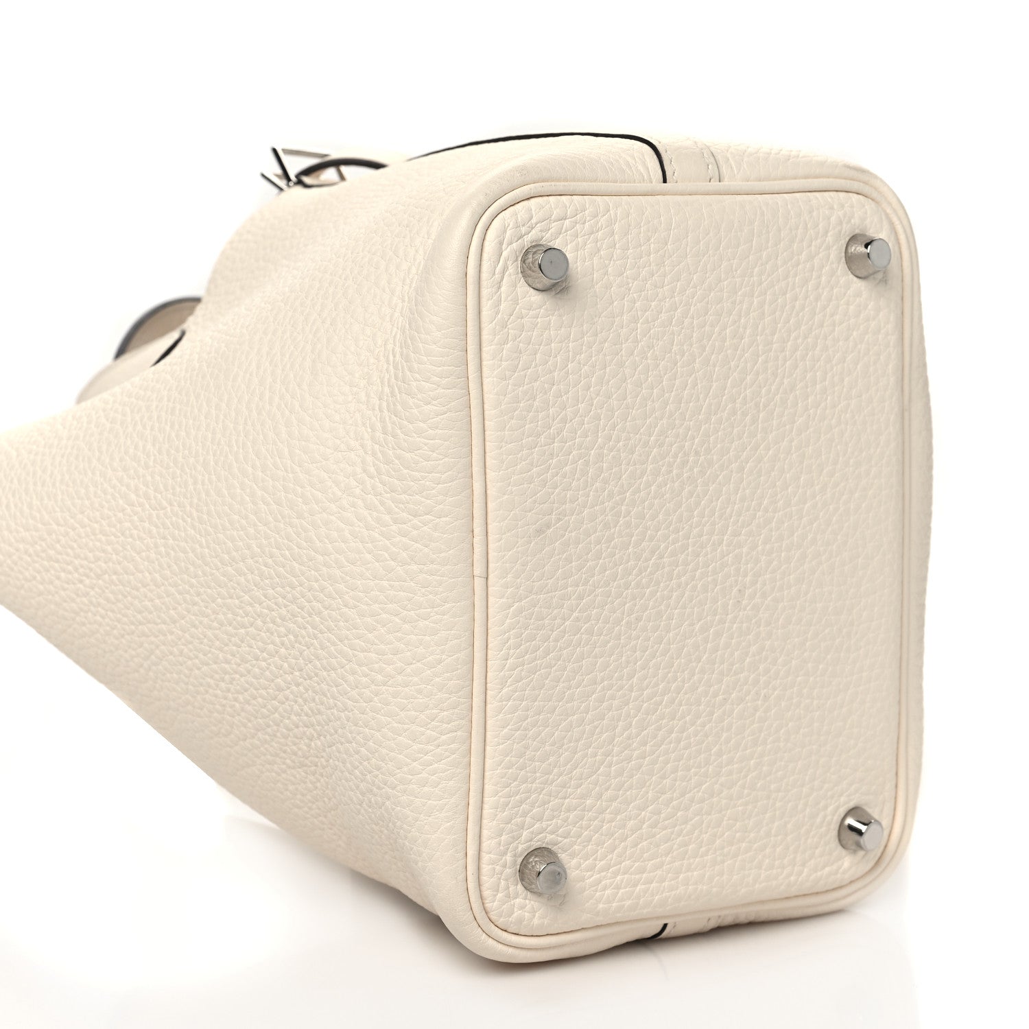 Hermes Taurillon Clemence Picotin Lock 18 PM Nata 8 of 9