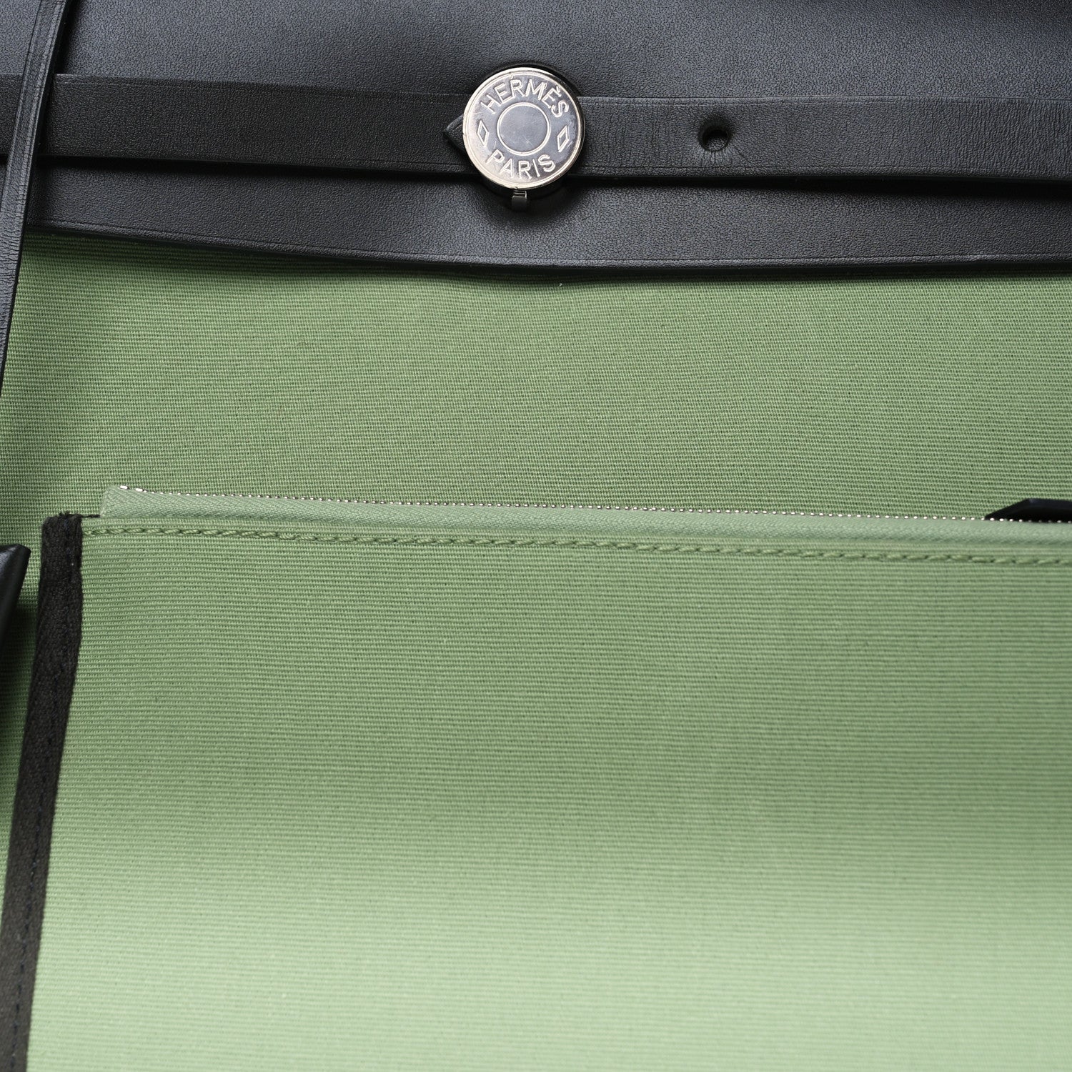 Hermes Military Toile Vache Hunter Herbag Zip Retourne 31 PM Vert Criquet Black 8 of 10