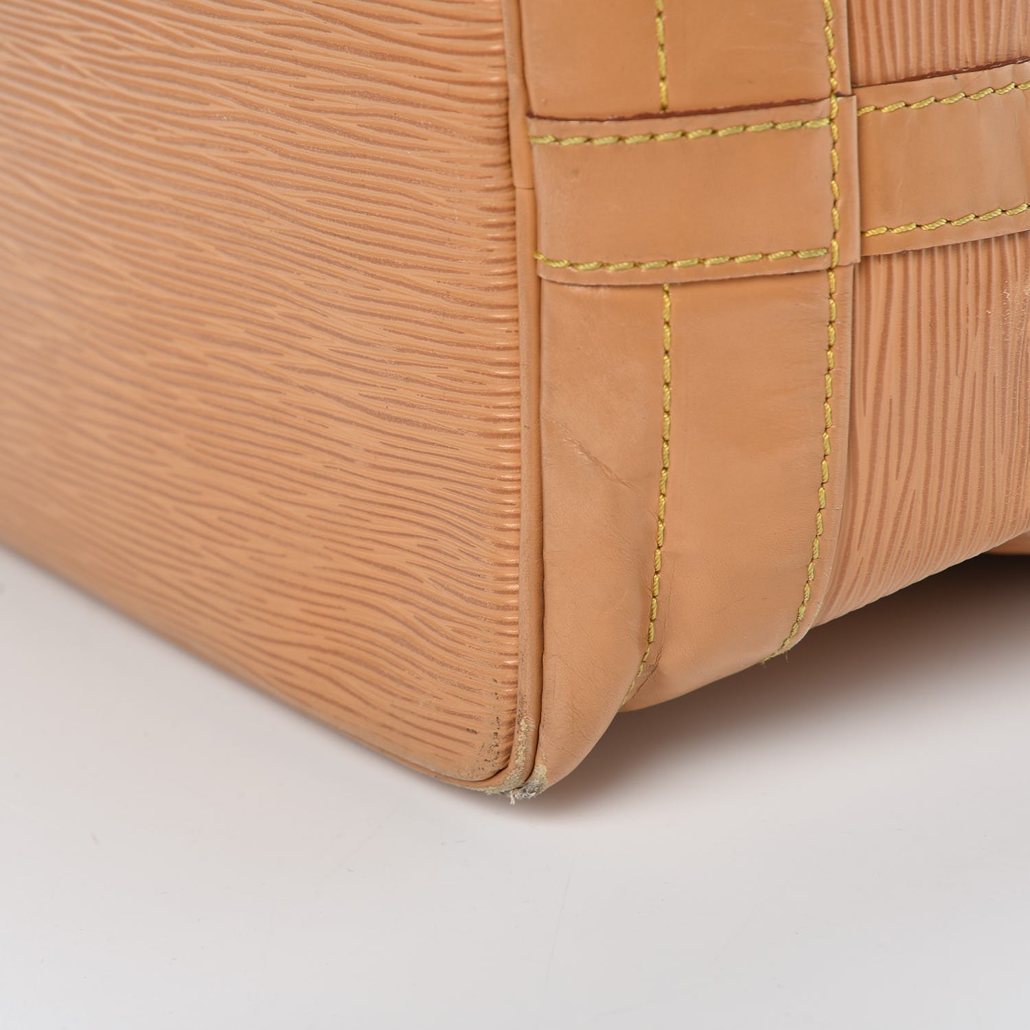 Louis Vuitton Epi Noe Winnipeg 19 of 21