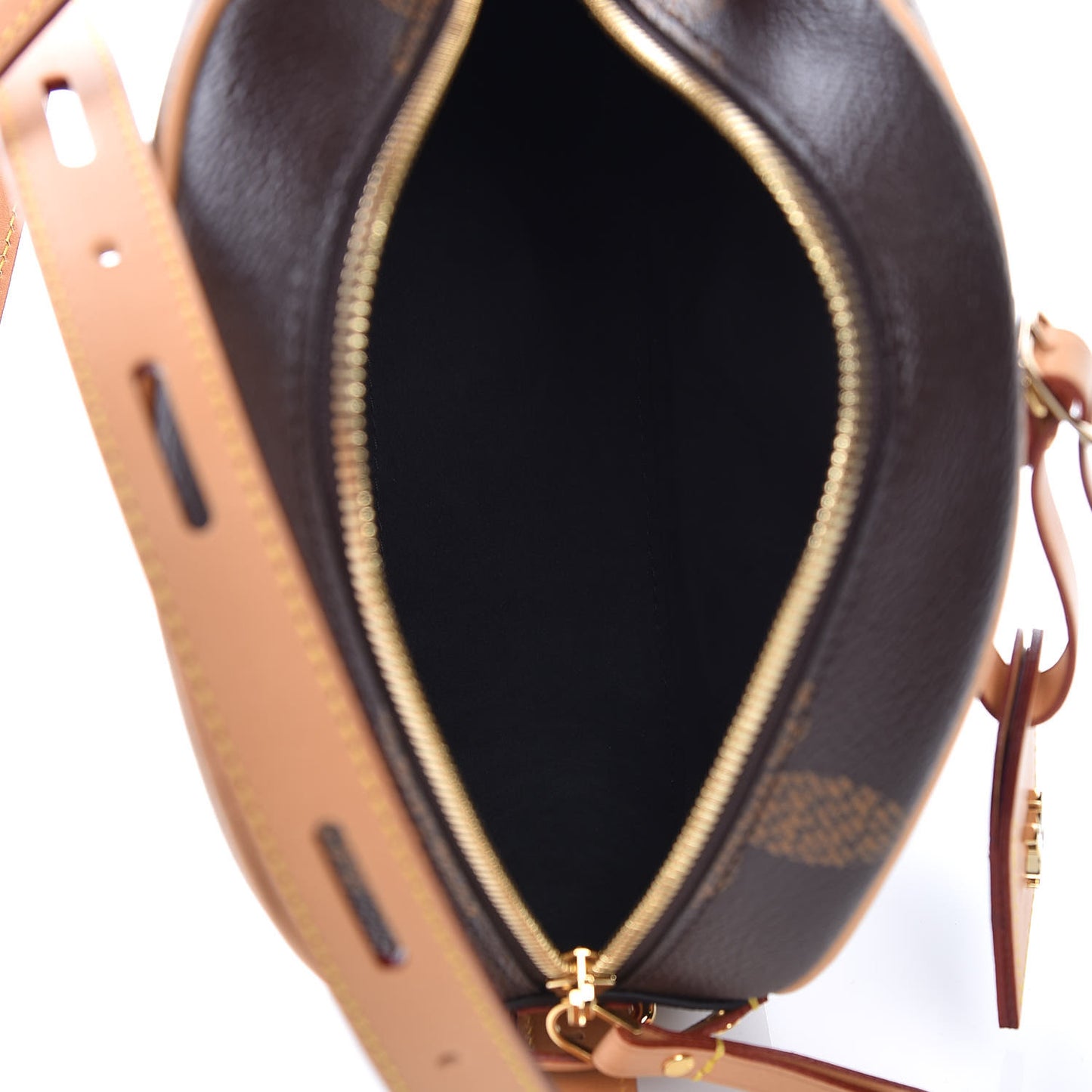 Reverse Monogram Giant Boite Chapeau Souple