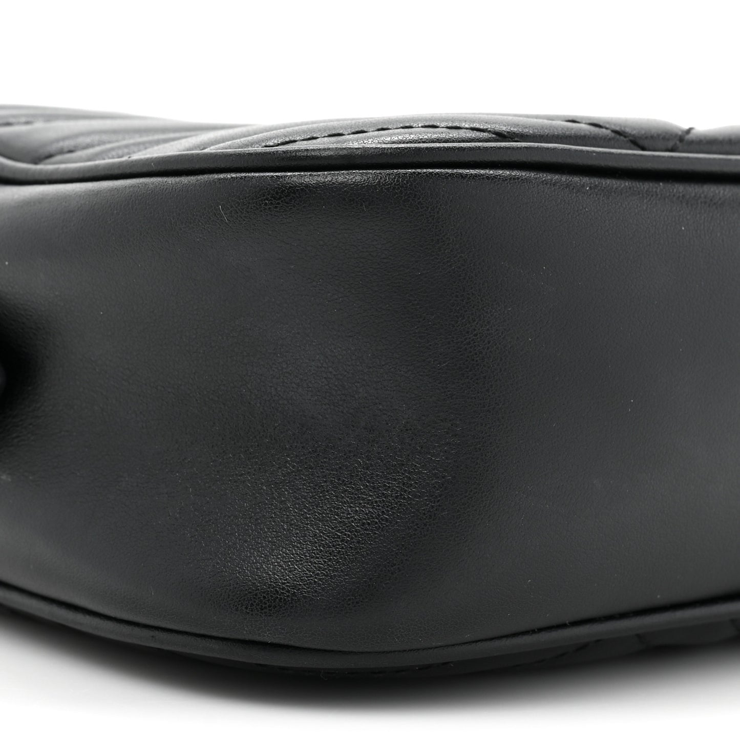 Calfskin Matelasse Monochrome Small GG Marmont Chain Shoulder Bag Black