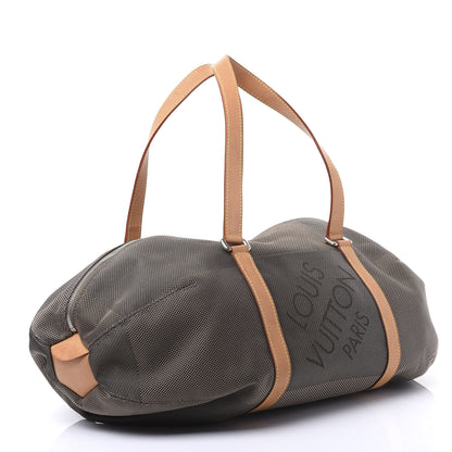Louis Vuitton Damier Geant Attaquant Terre 2 of 8