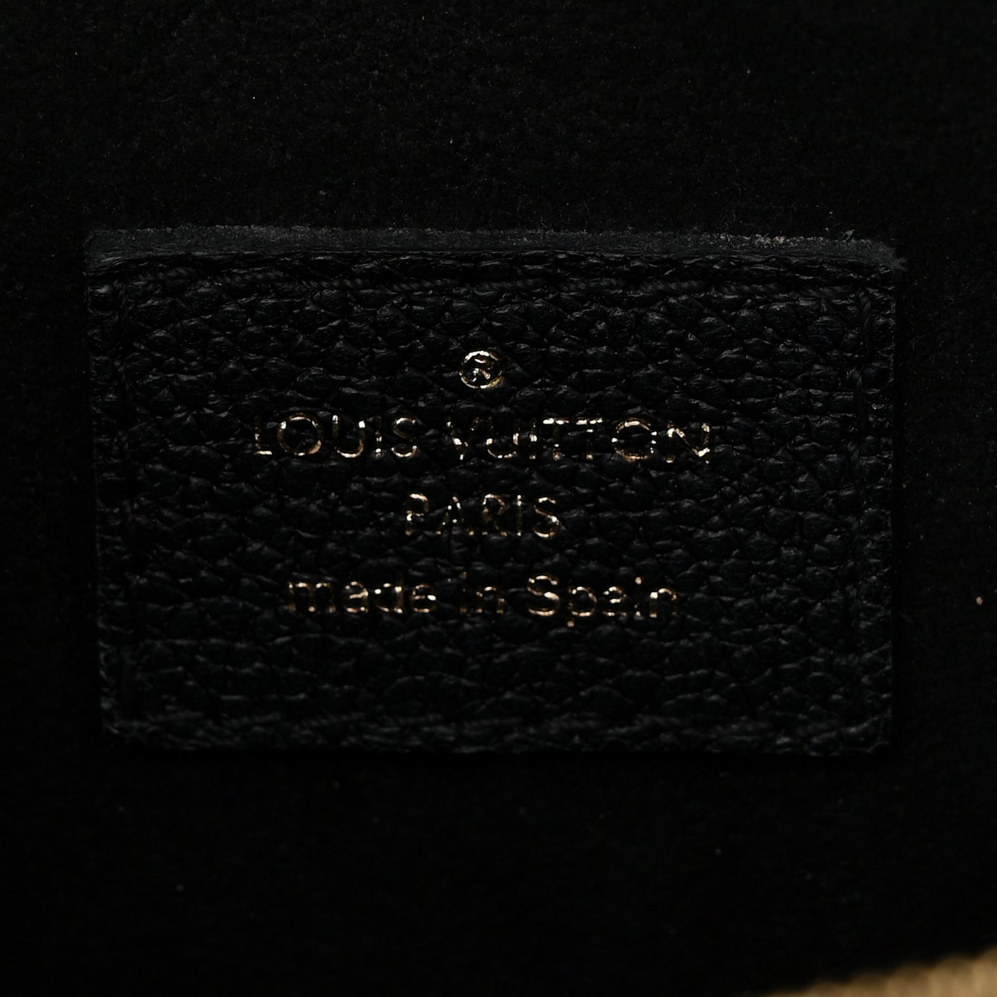 Monogram Victoire Black