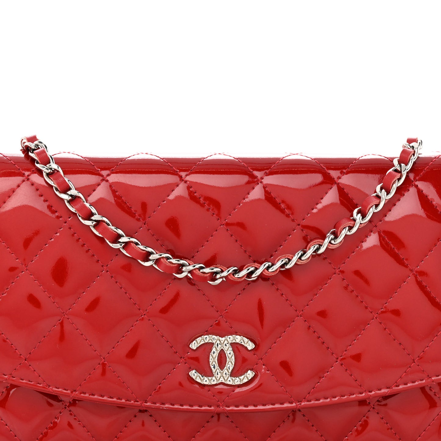 Patent Quilted Brilliant Wallet On Chain WOC Red