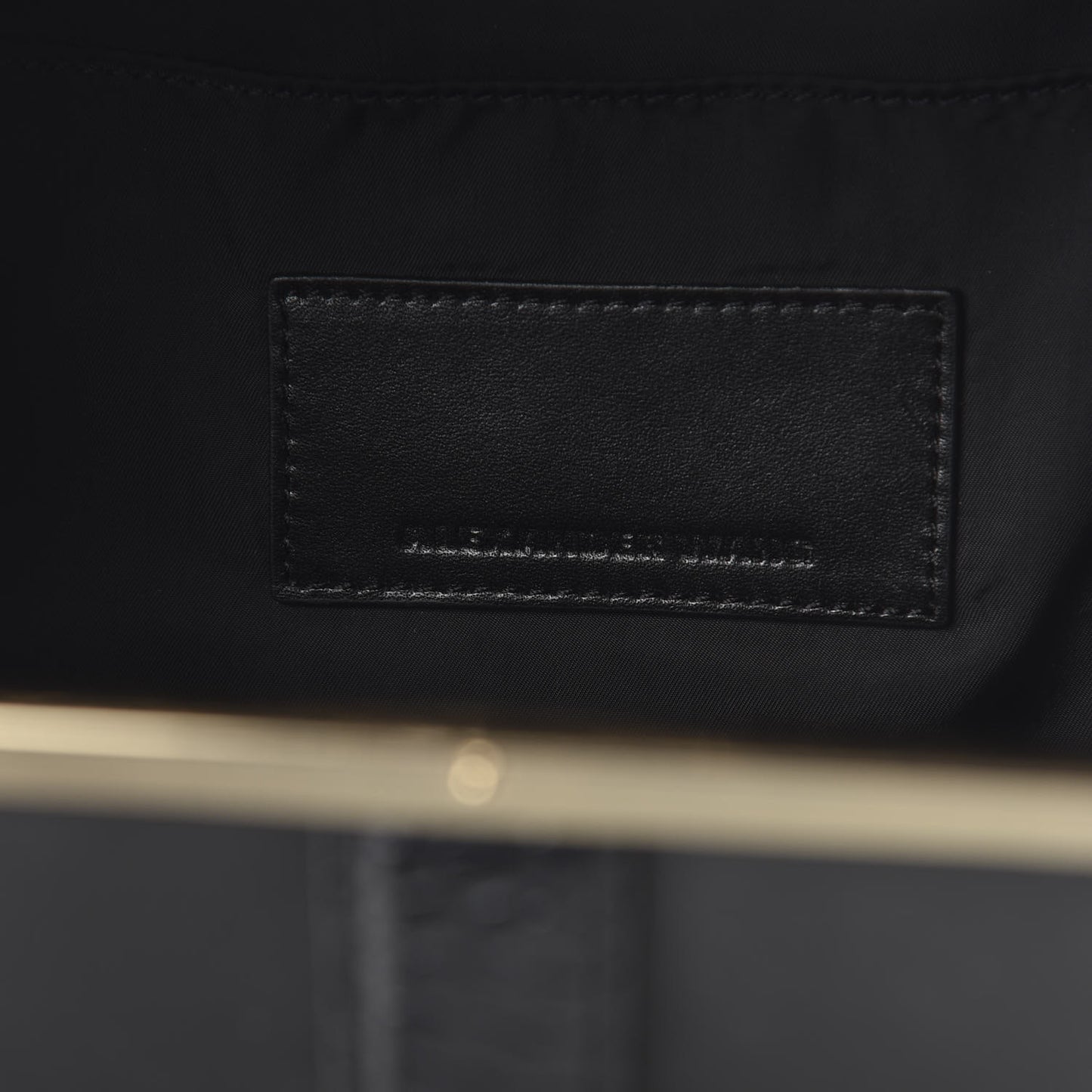 Calfskin Crocodile Embossed Tai Dopp Kit Bag Black