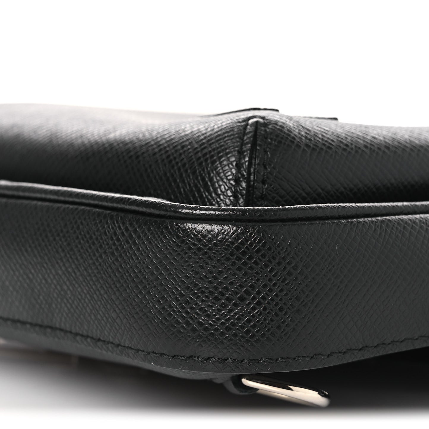 Taiga Avenue Sling Bag NM Black