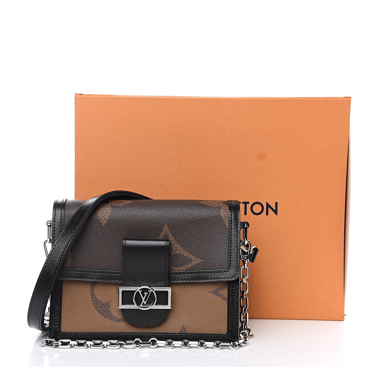 Louis Vuitton Reverse Monogram Giant Dauphine MM 9 of 9