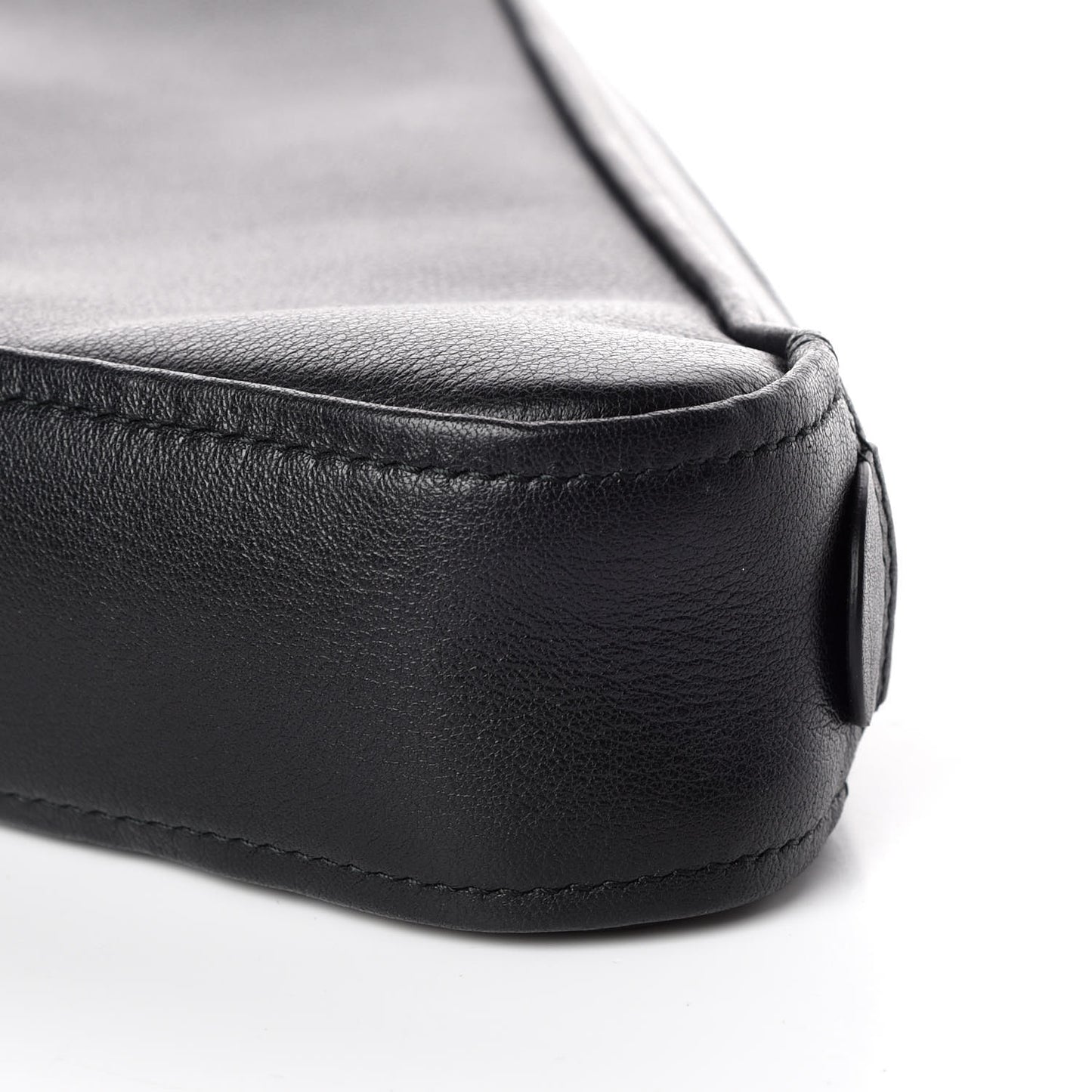 Calfskin M Triangle Pouch Black