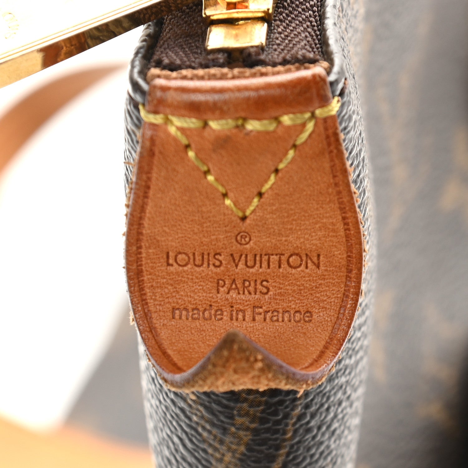 Louis Vuitton Monogram Totally MM 6 of 11